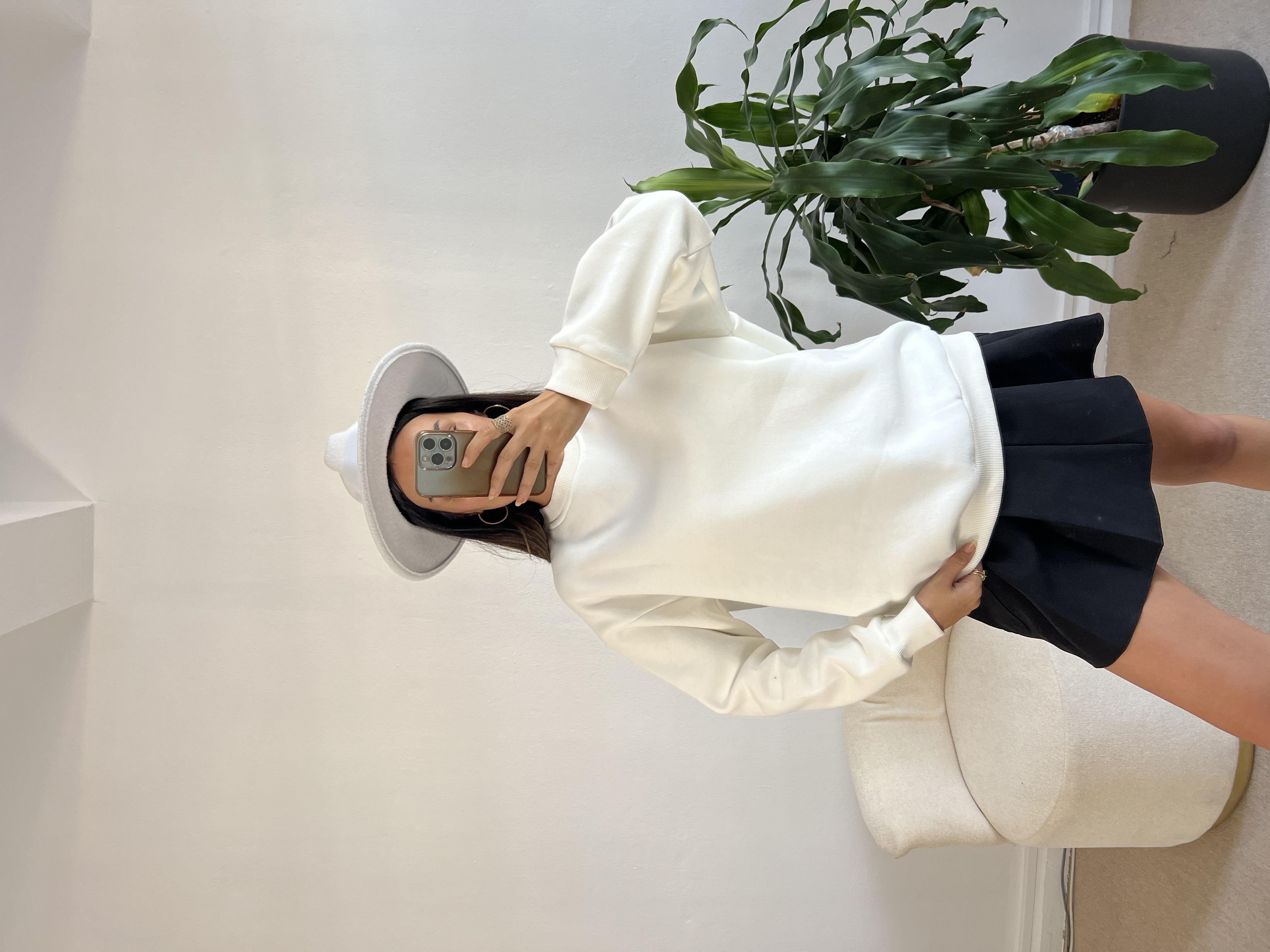 Ekru Basic Oversize Sweatshirt 26088