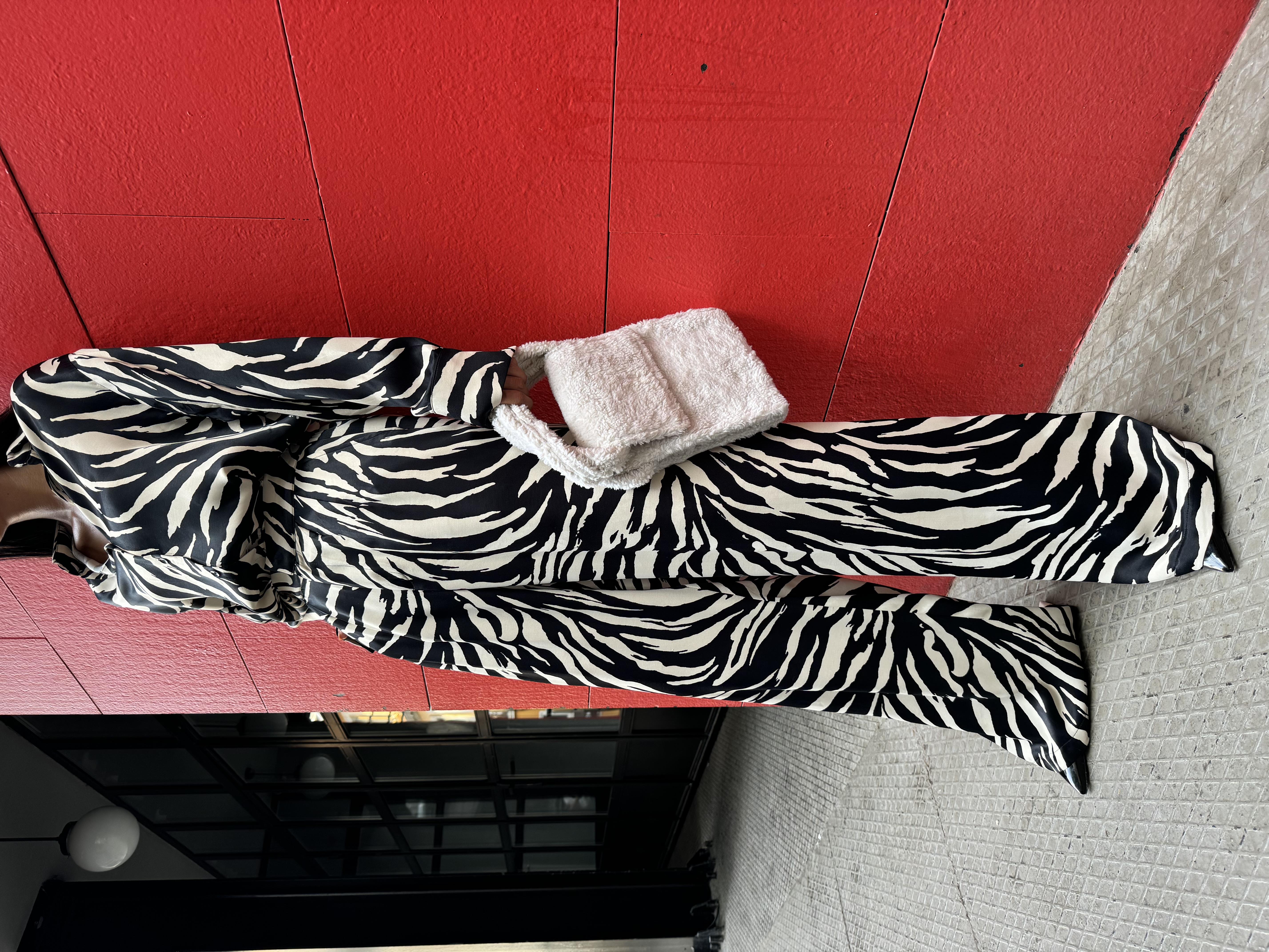 Floş Saten Zebra Desenli Pantolon