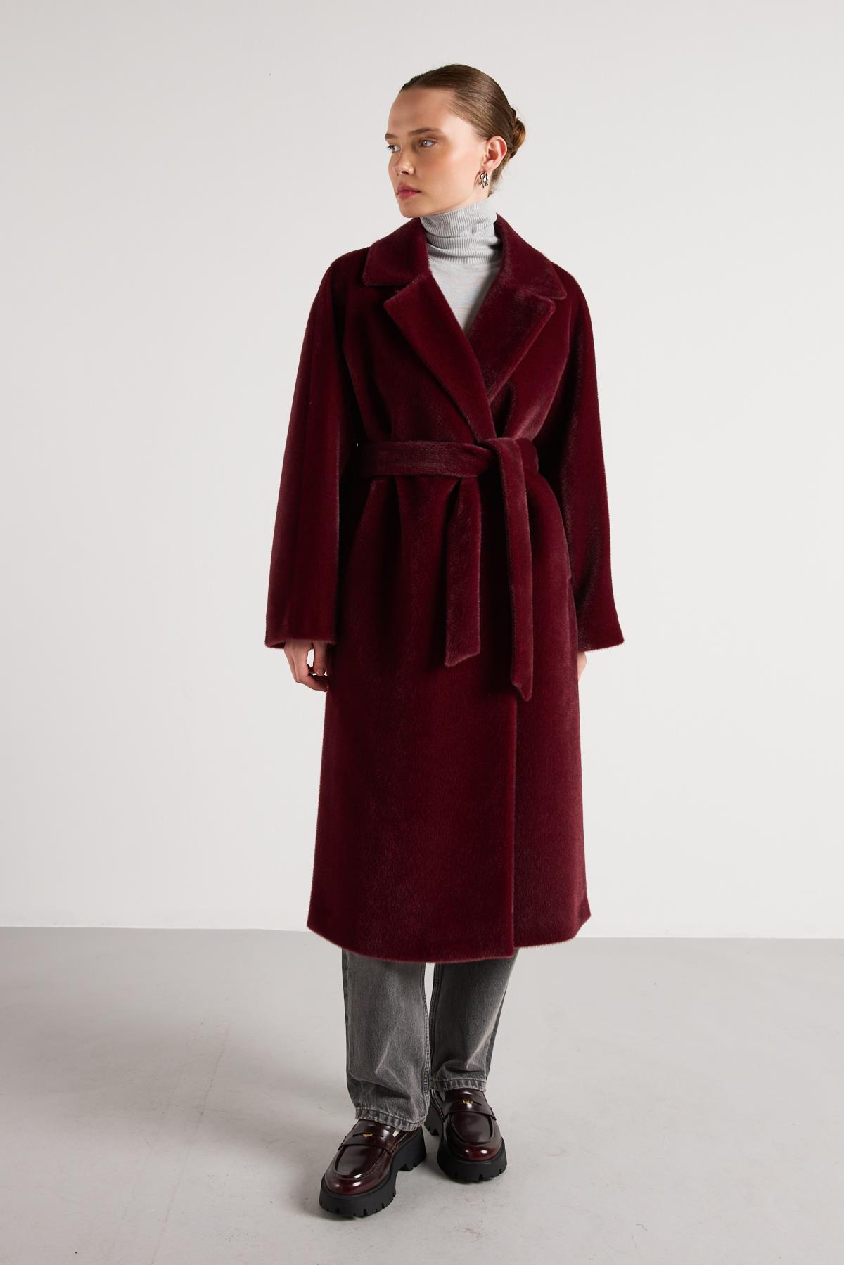 Kadın Bordo Kısa Peluş Astarlı Kemerli Uzun Tasarım Kaban 30043