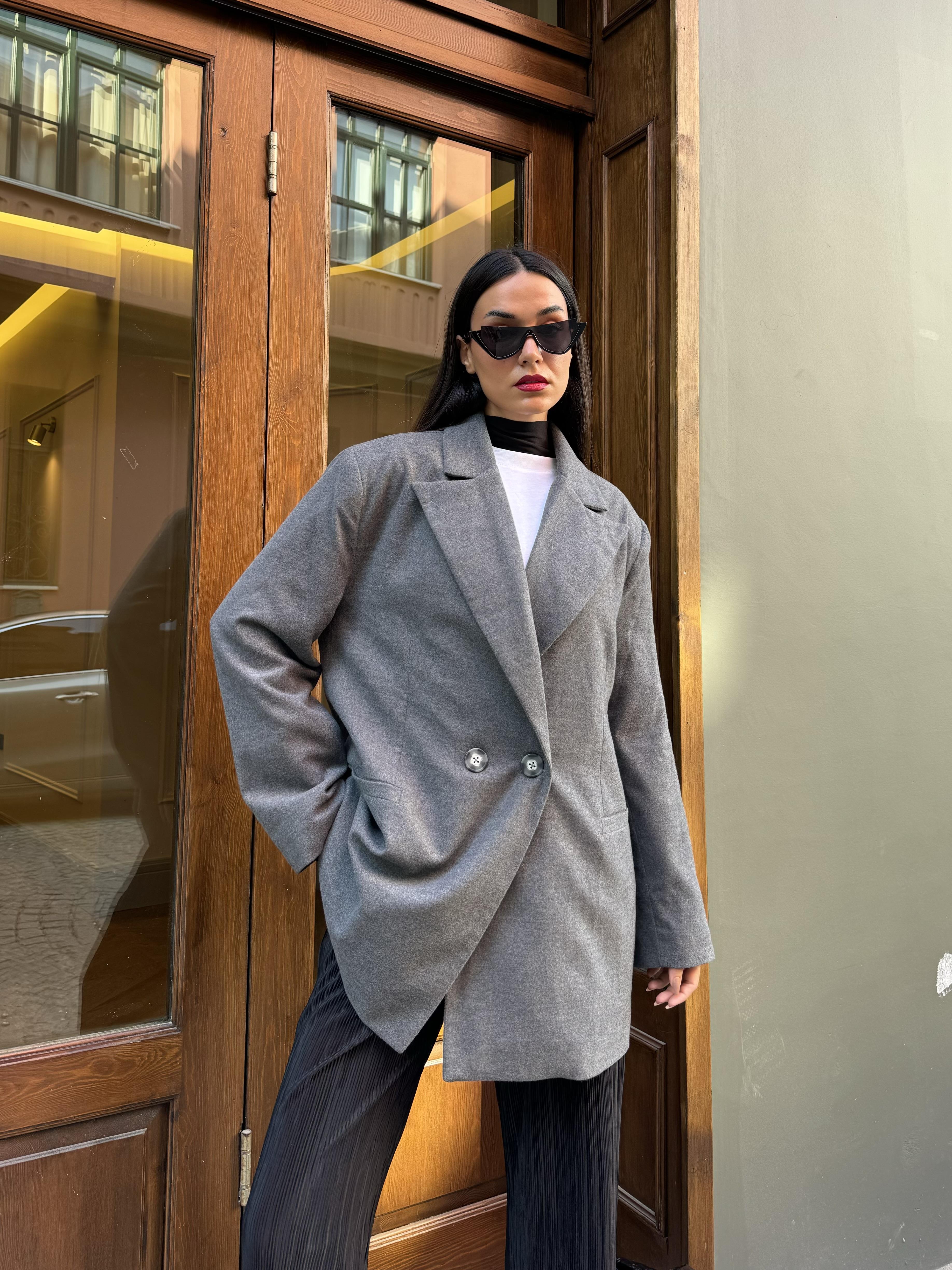 Kadın Gri Şardonlu Poliviskon Oversize Ceket 28265 Kadın Gri Şardonlu Poliviskon Oversize Ceket 28265