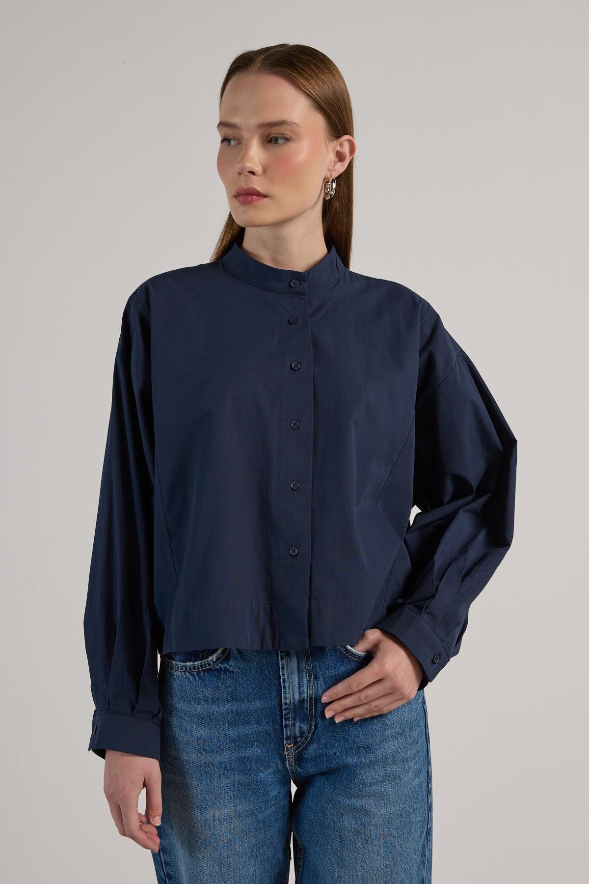 Kadın Lacivert Tasarım Oversize Kısa Gömlek 30019