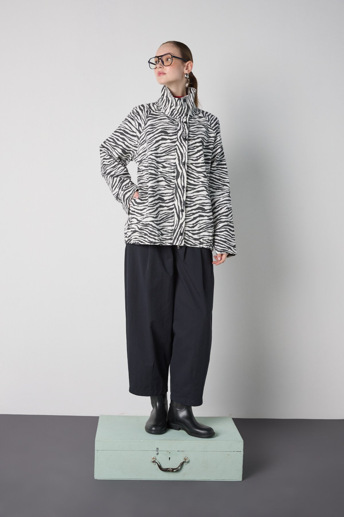 Kadın Zebra Desen Gabardin Kumaş Trençkot 32108