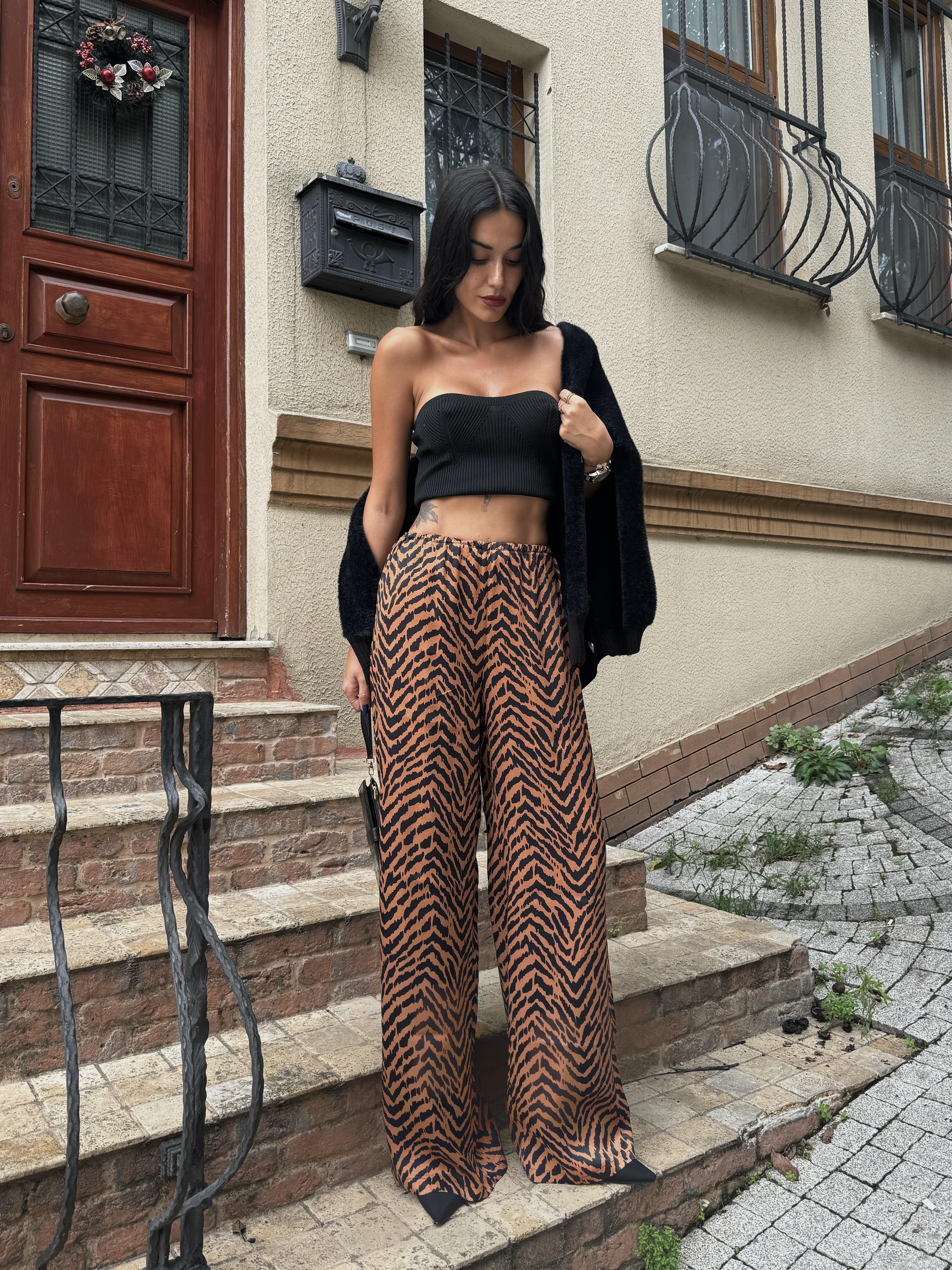 Kahve Floş Saten Zebra Desen Pantolon
