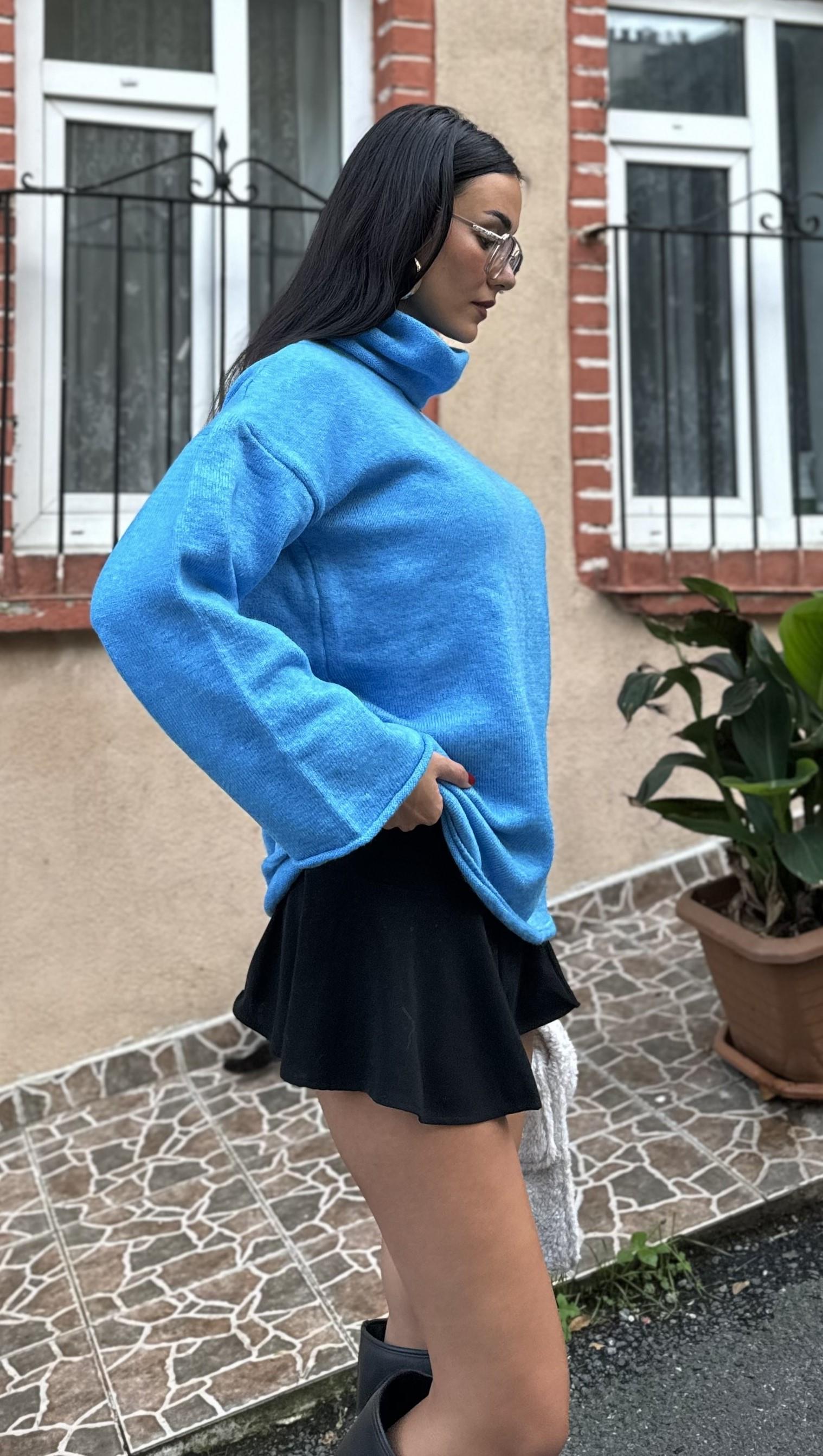 Turkuaz Yumoş Oversize Balıkçı Yaka Triko Kazak 24309 Turkuaz Yumoş Oversize Balıkçı Yaka Triko Kazak 24309