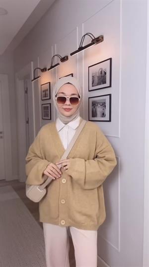 Yumoş Triko Hırka