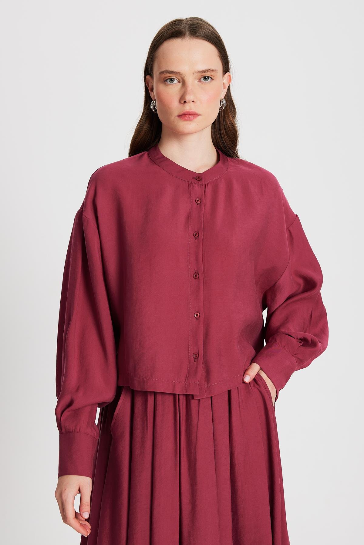 Kadın Bordo %100 Modal Hakim Yaka Kısa Gömlek 29147