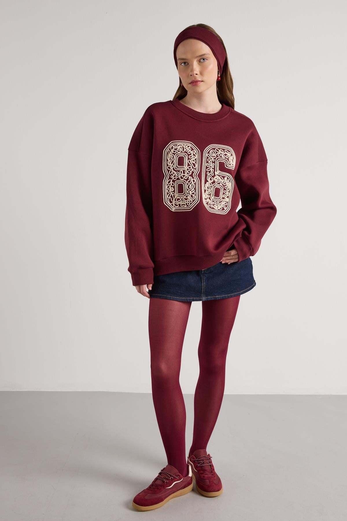 Kadın Bordo Süzene Nakışlı Şardonlu Sweatshirts 30065