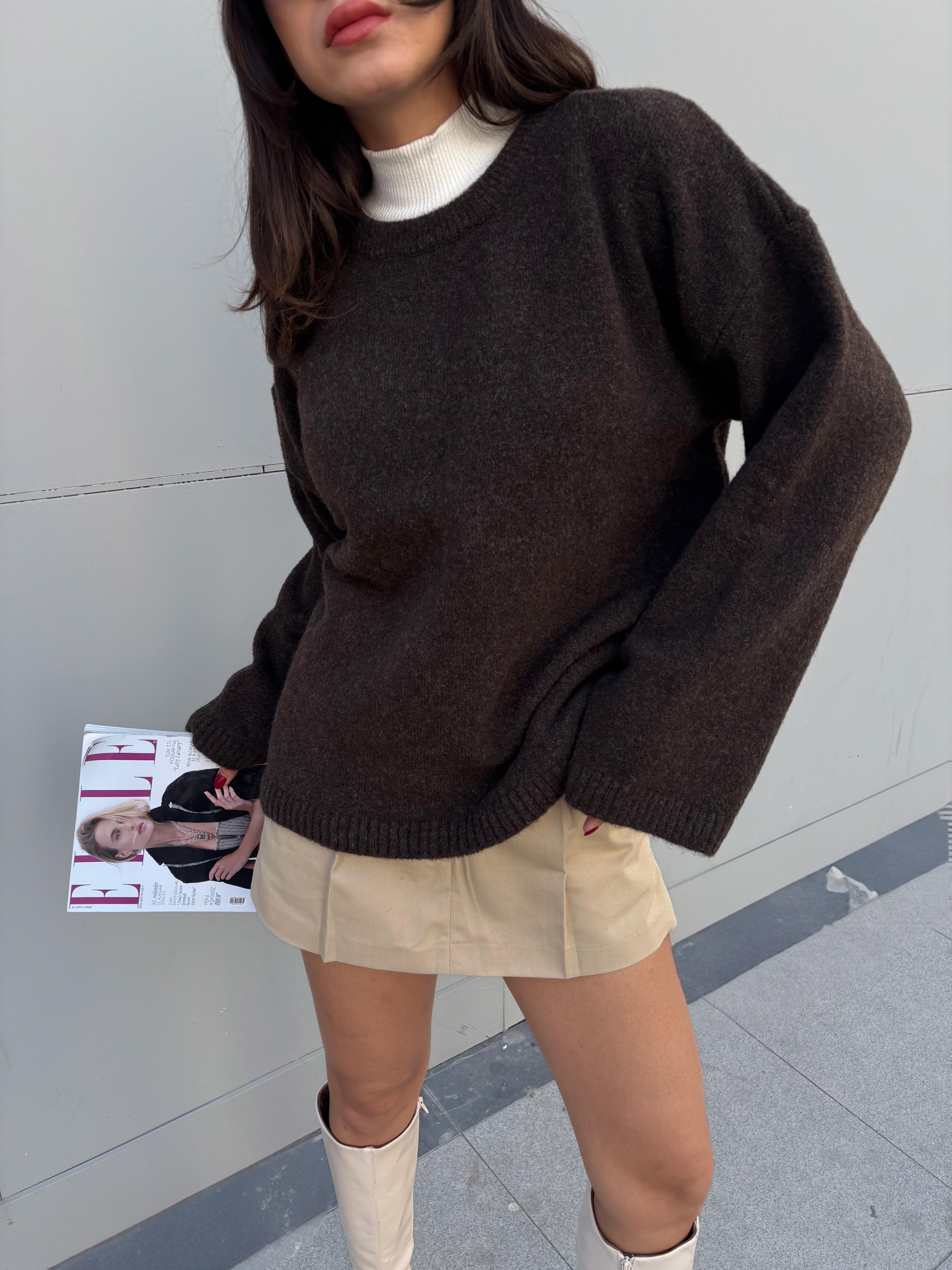 Kadın Kahve Oversize Yumoş Dokulu Kazak 7014