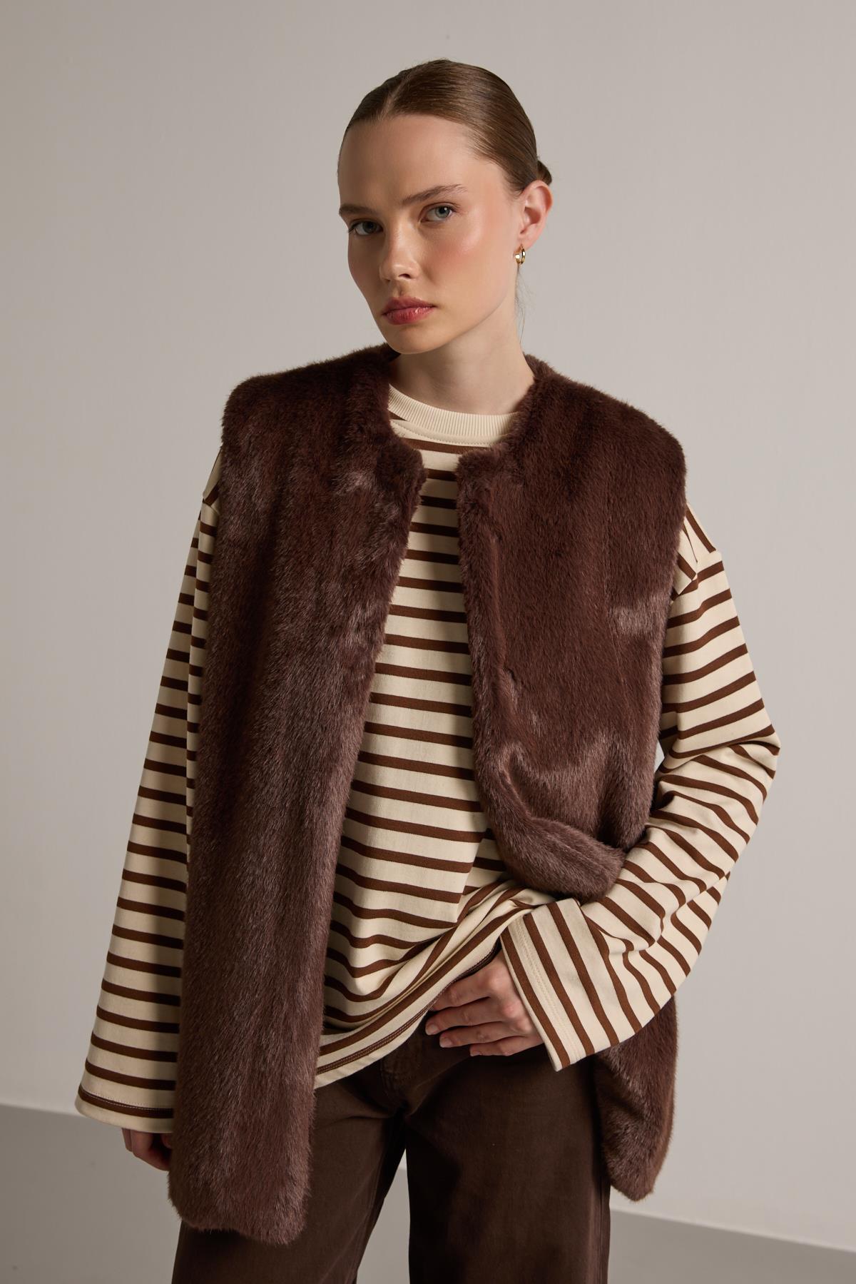 Kadın Kahve Uzun Astarlı Kürk Yelek 30072