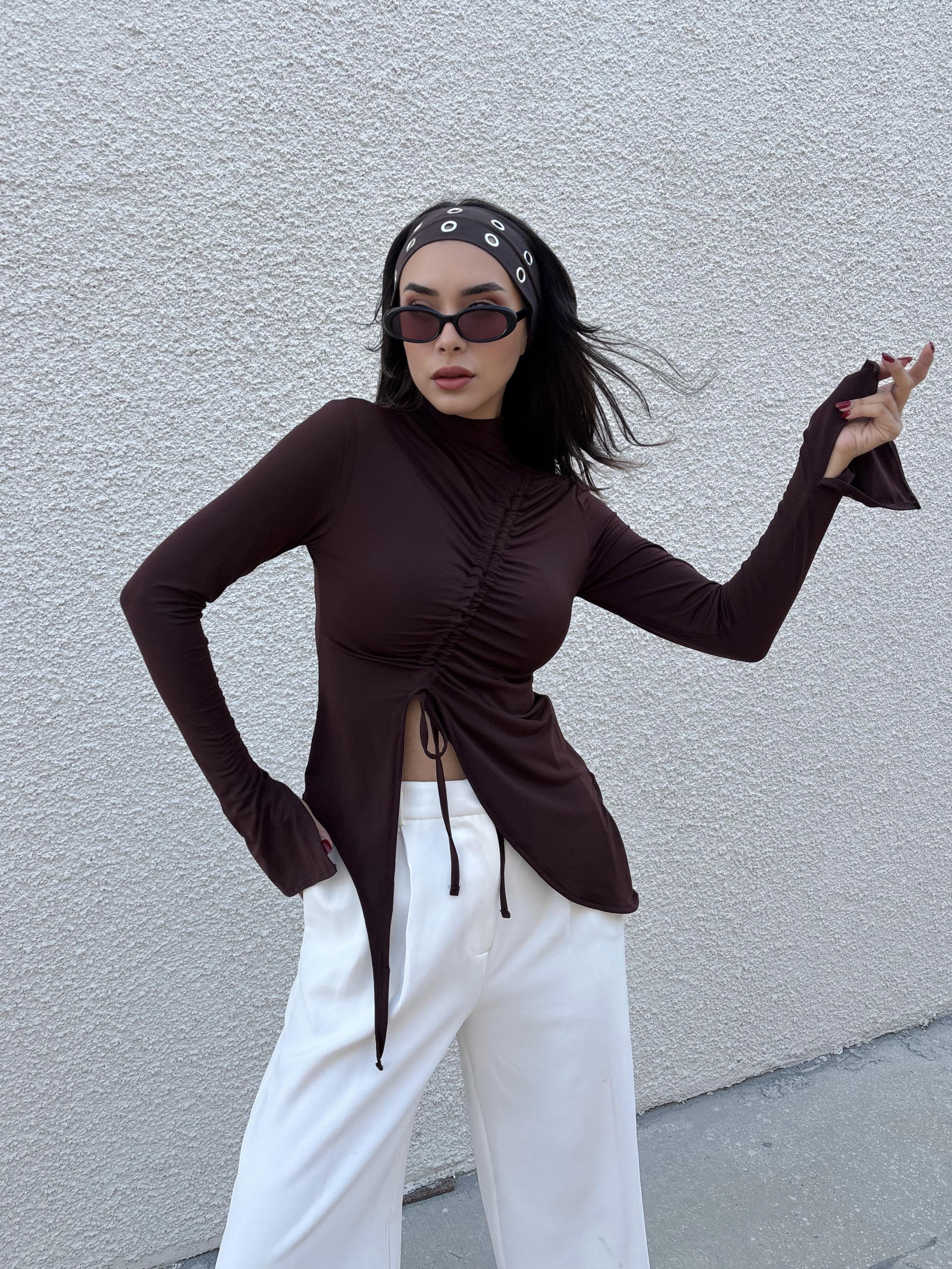 Kadın Kahverengi Önden Büzgülü Dar Kesim Body 28284