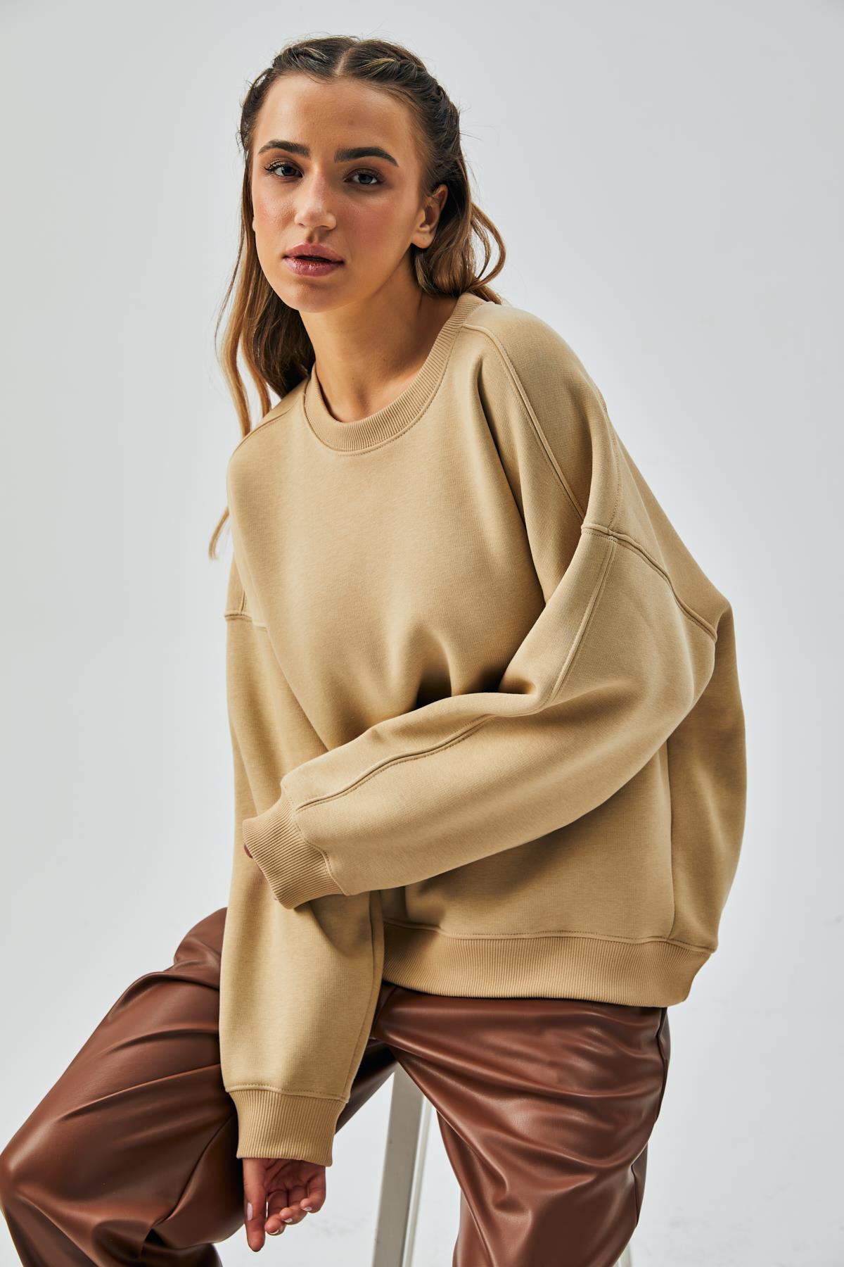 Kadın Kum Beji  3 İplik Penye Şardonlu Oversize Sweatshirt 28050