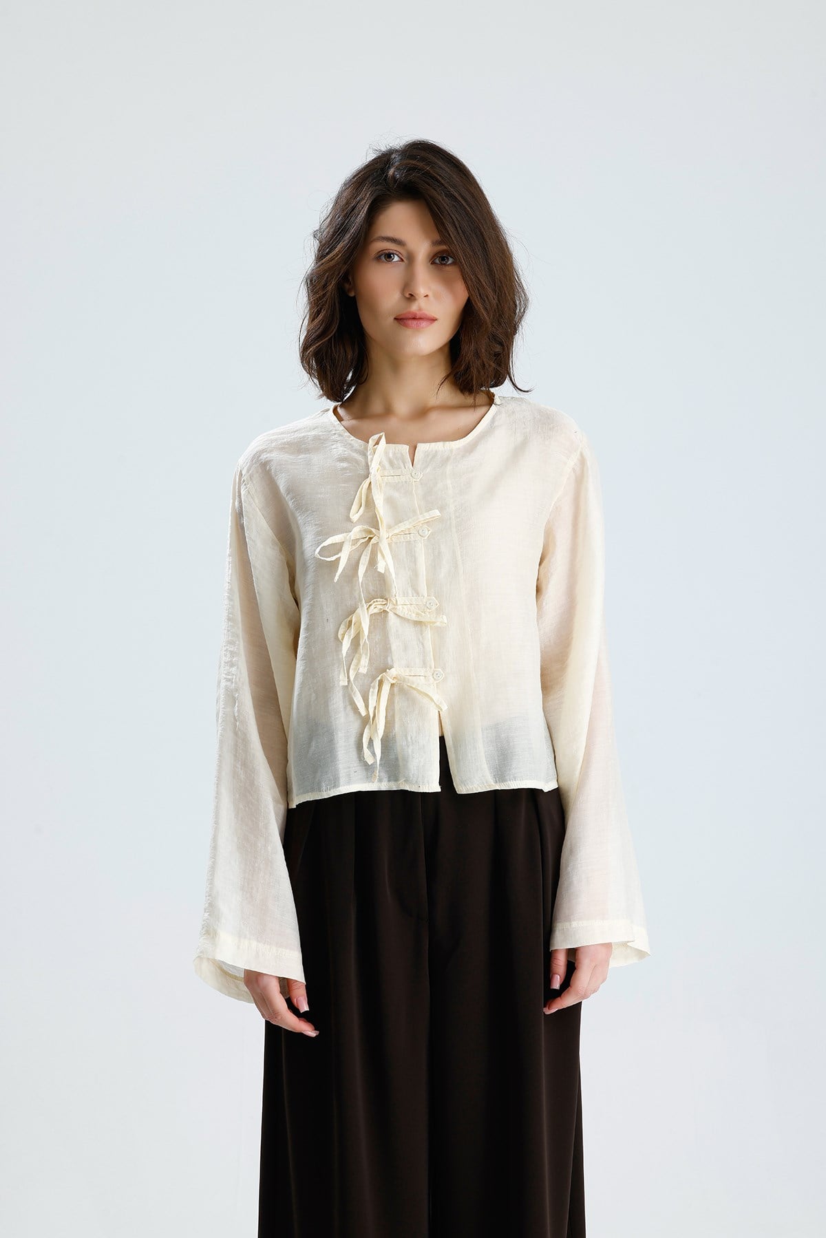 Kadın Sarı Tencel Kumaş Bluz Bağcık Detaylı Ve Düğmeli 31043