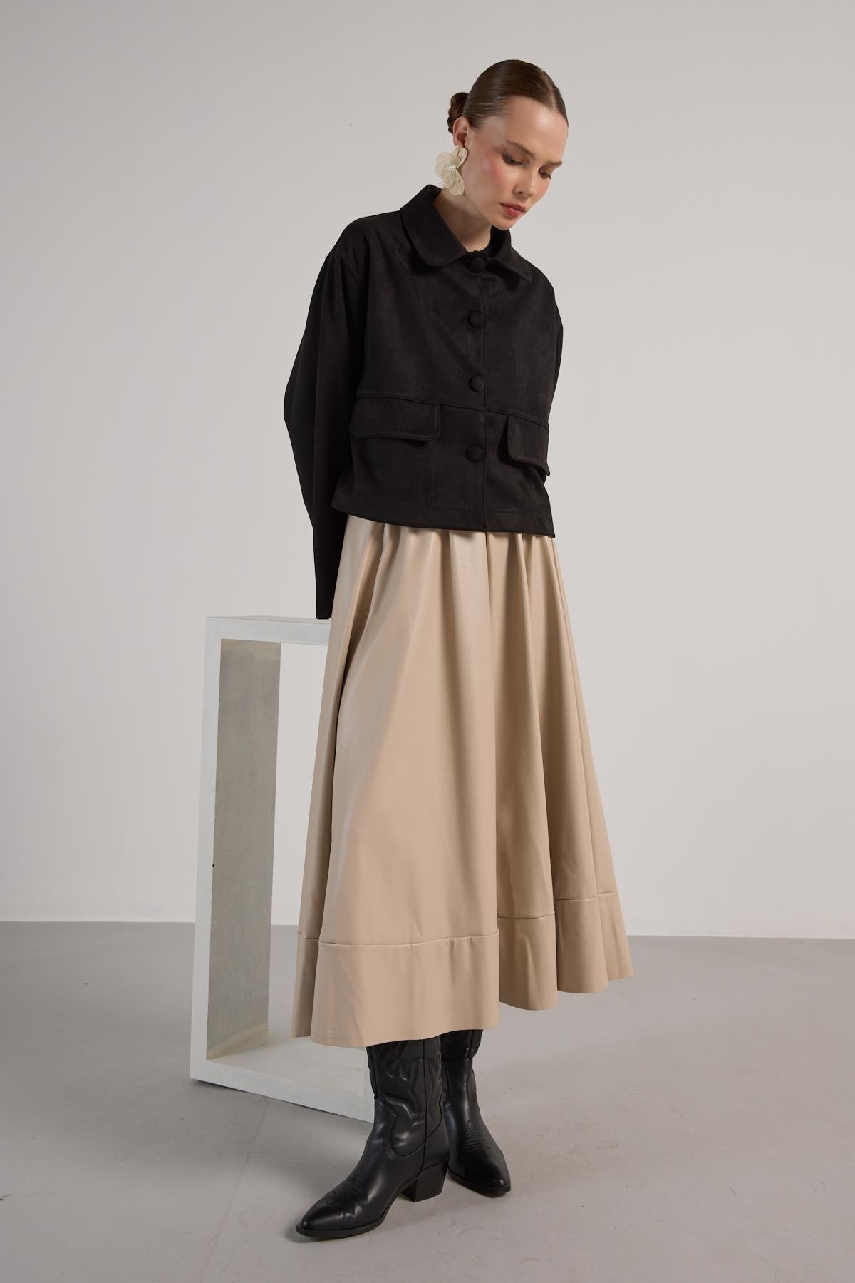 Kadın Siyah Dalgıç Süet Kısa Ceket 30042