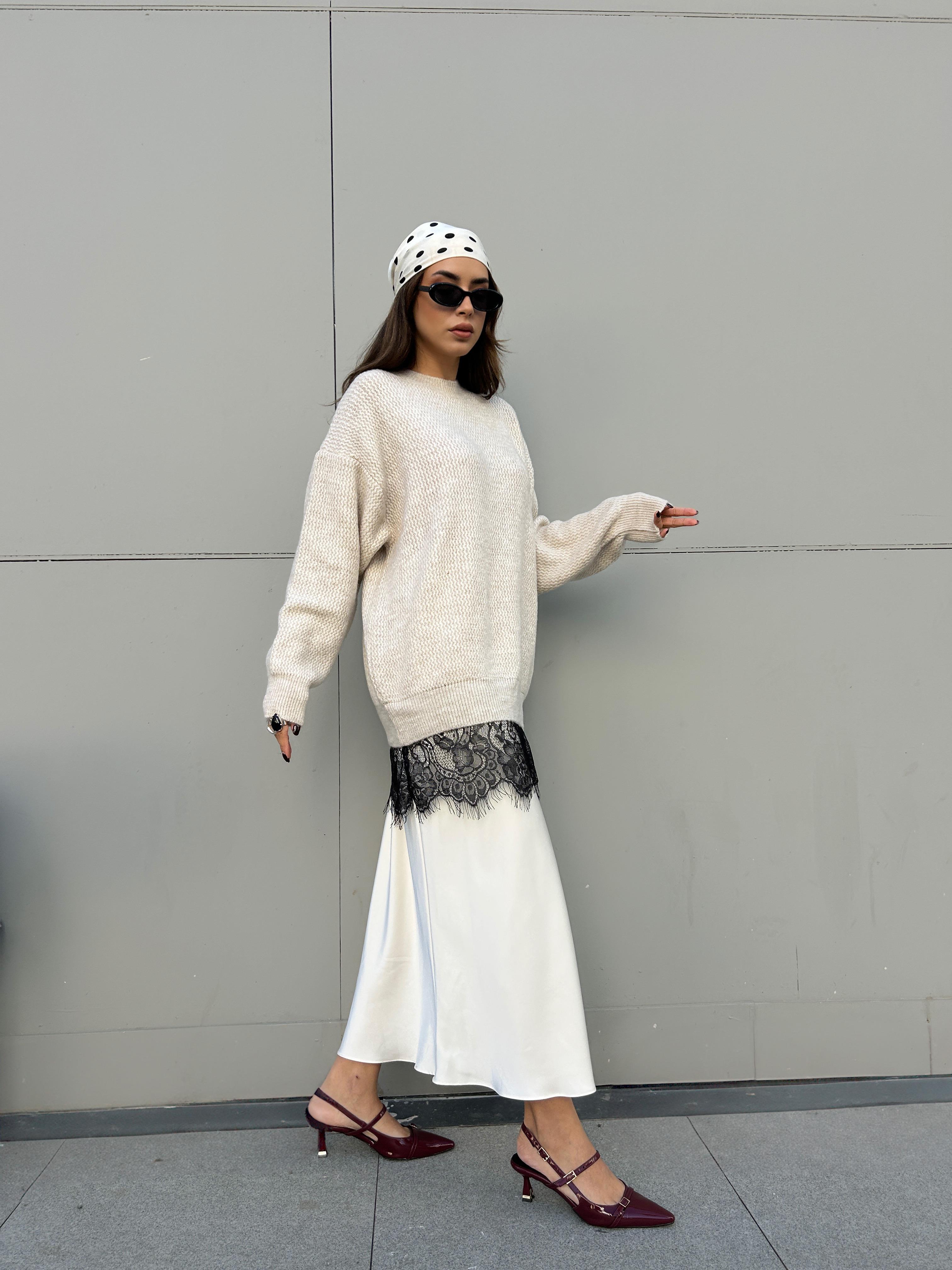 Kadın Taş Triko Kazak Dantel Detaylı 4514