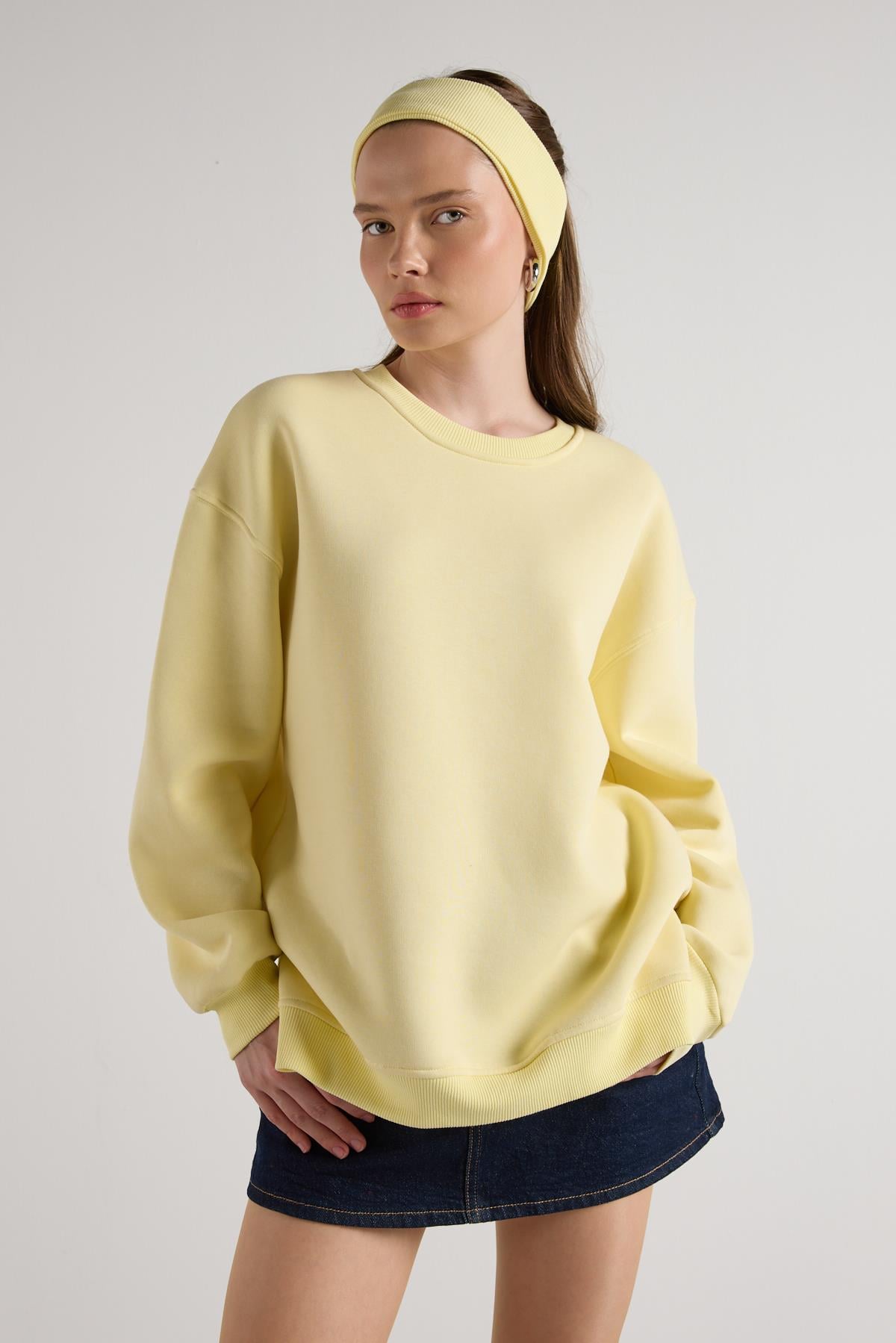 Oversize 3 İplik Şardonlu Basic Sweatshirt Sarı