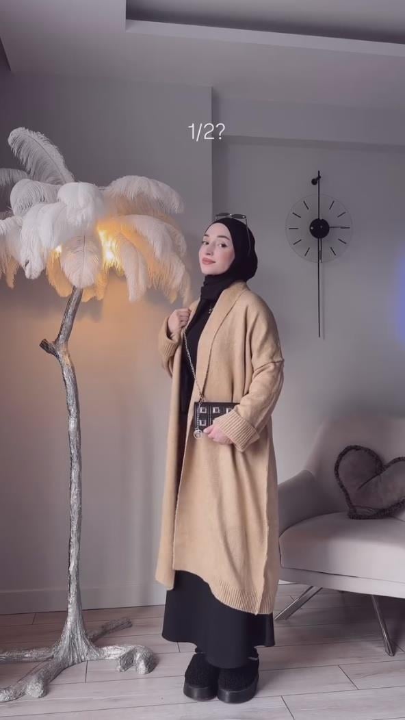 Pis Dikişli Yumoş Triko Hırka