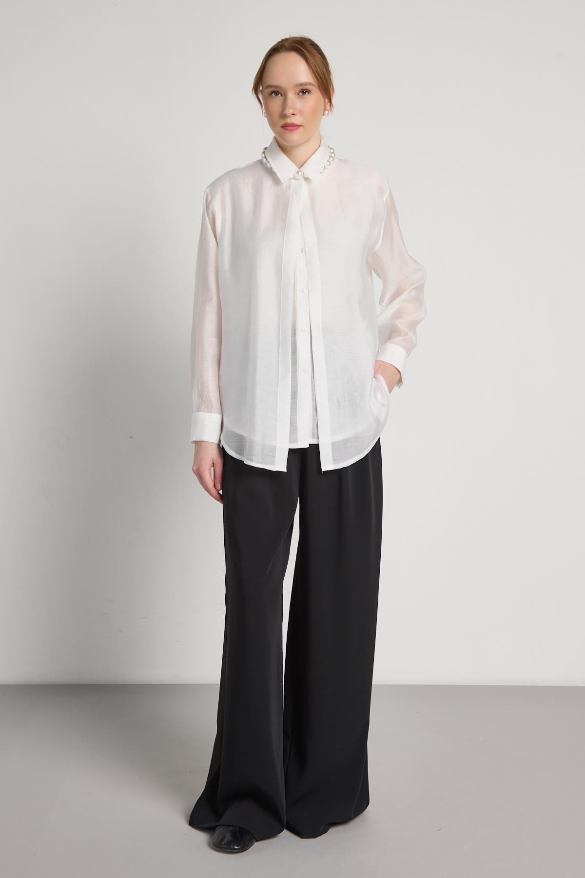 Relax Fit Pelerin Detaylı Premium Beyaz Kadın Gömlek 31017