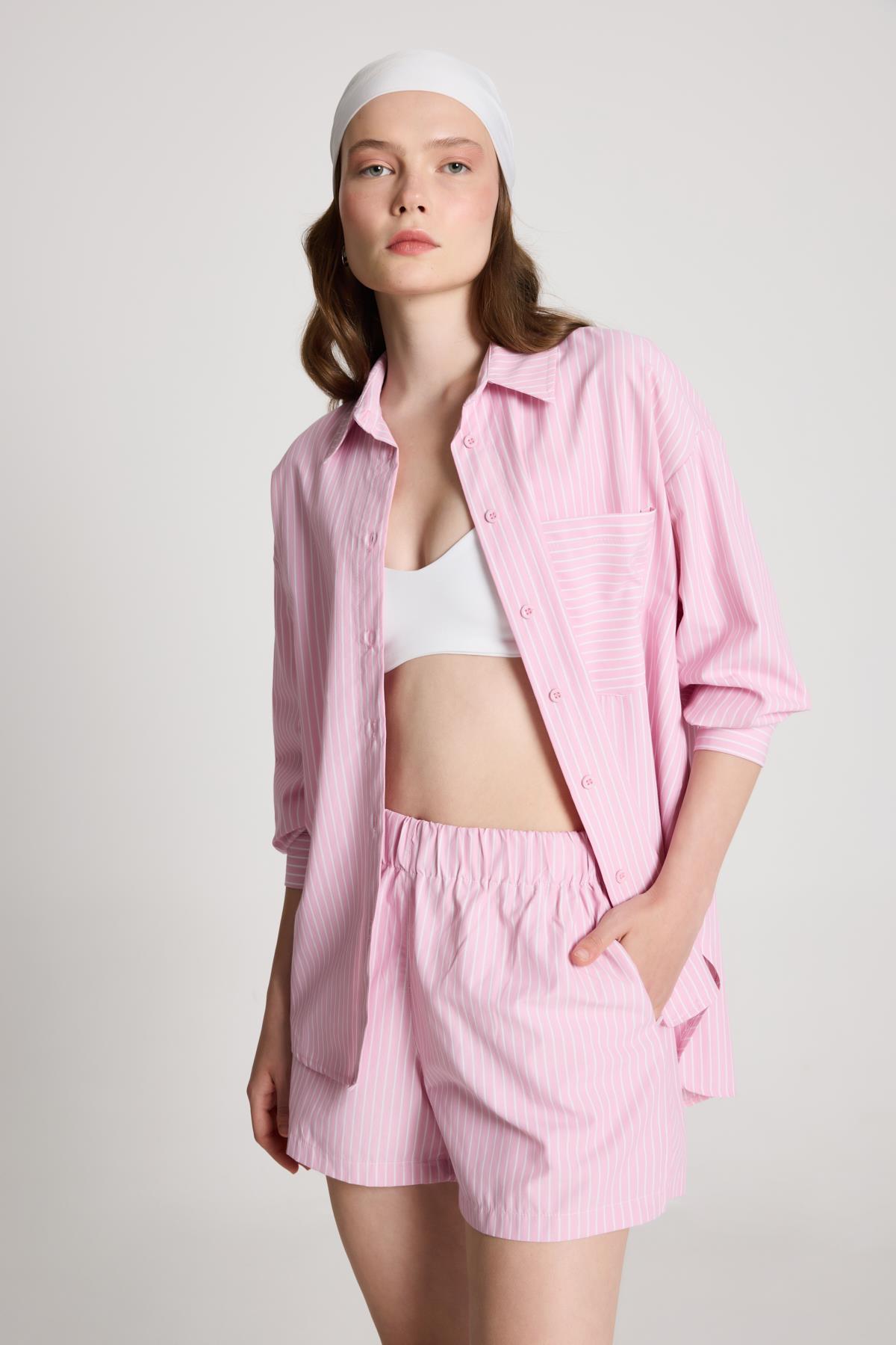 Şeker Kız Candy Kombini - Pembe Beyaz Çizgili Oversize Takım