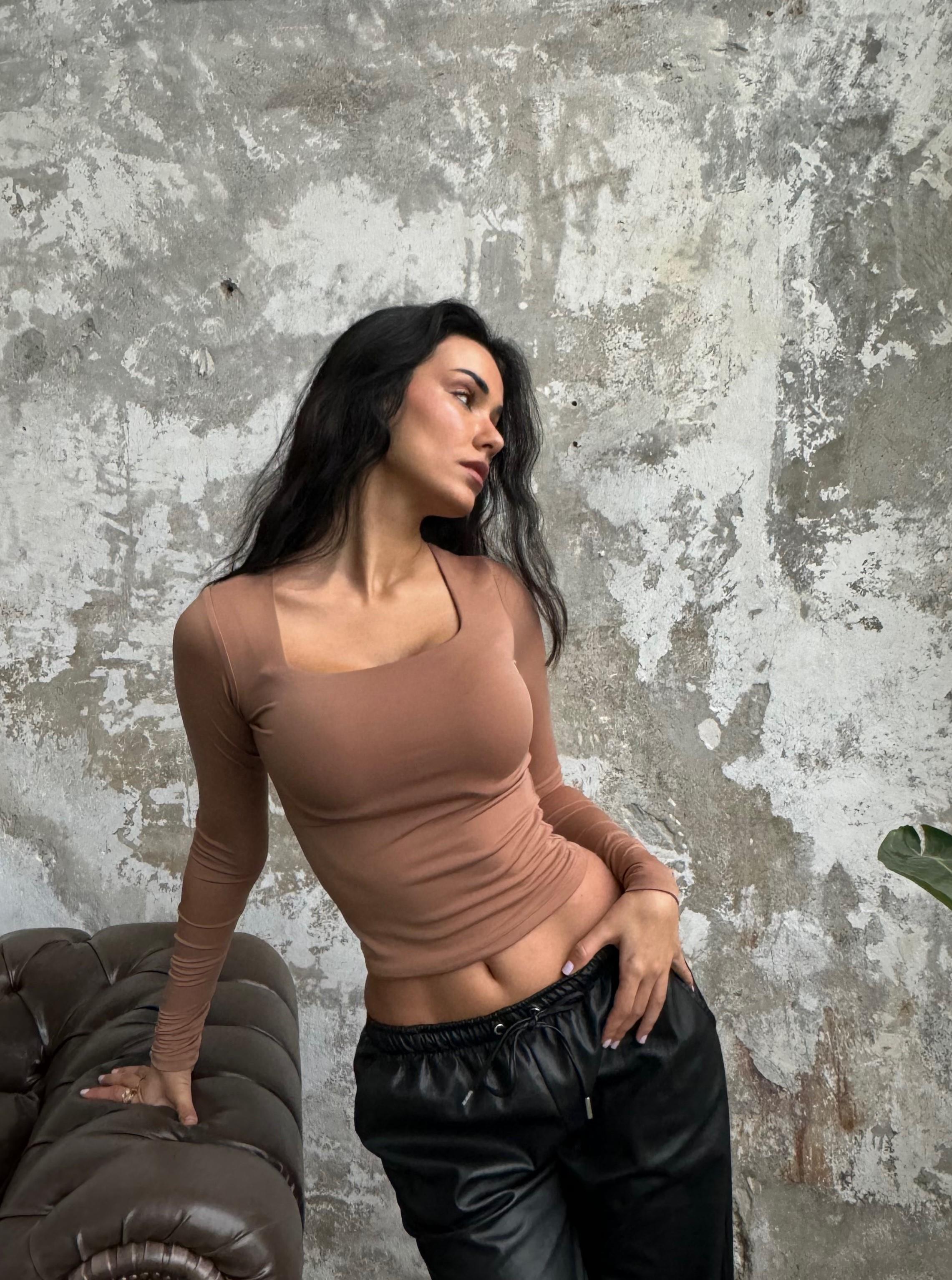 Vizon Kare Yaka Uzun Kollu Slimfit Basic Body 27053