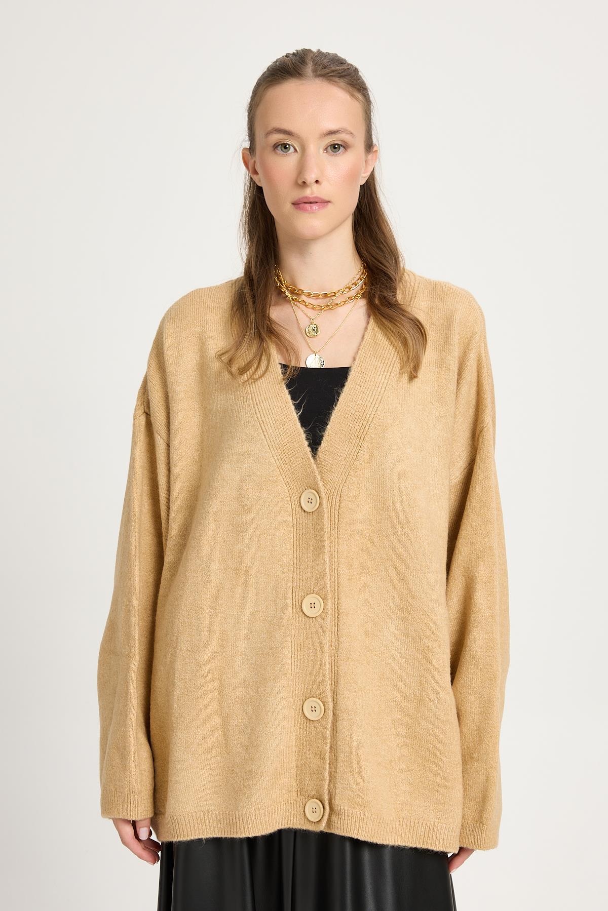 Vizon Yumoş V Yaka Düğmeli Oversize Triko Hırka 24106