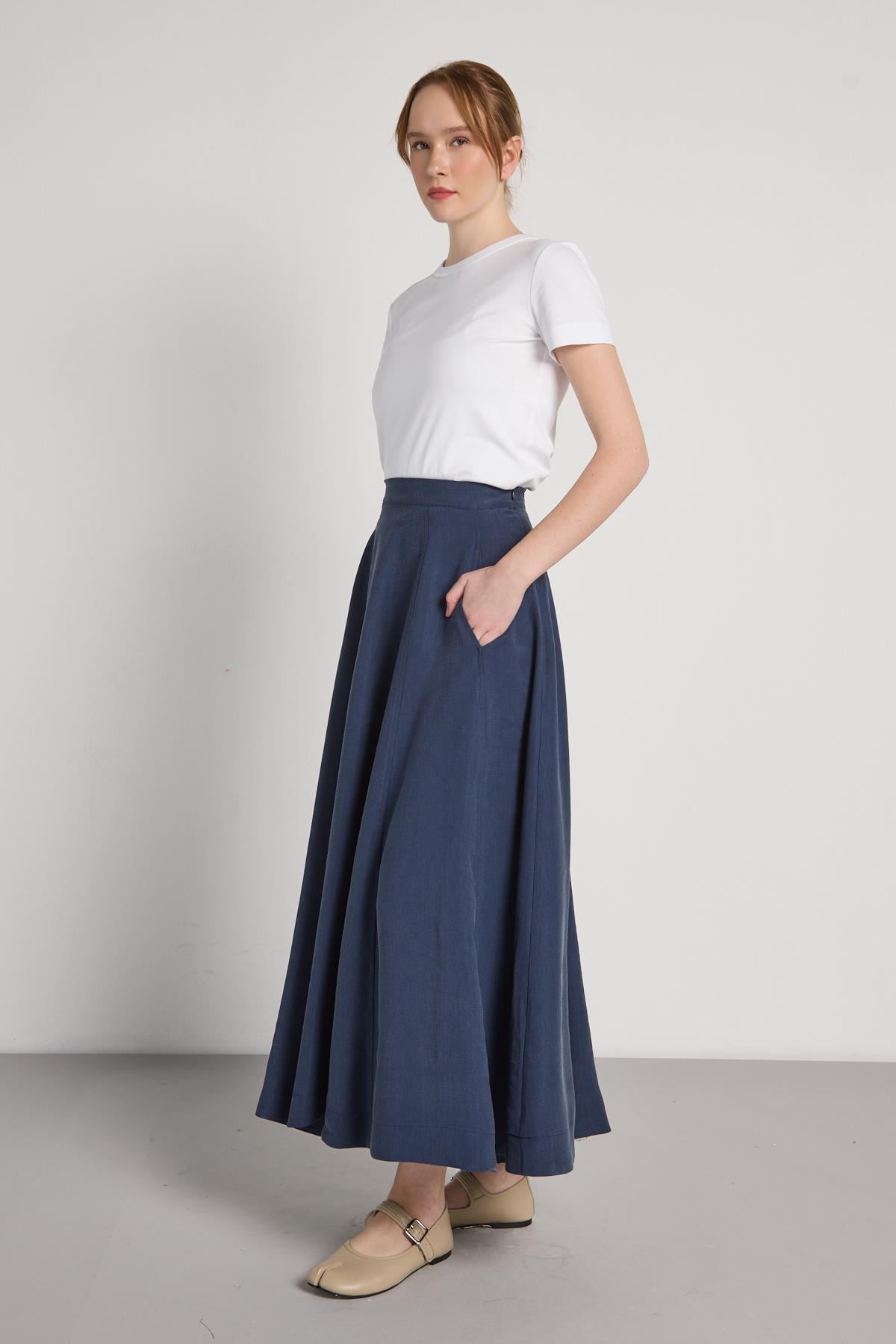 Yüksek Bel Parçalı Premium Tensel Kumaş Lacivert Uzun Etek 31026