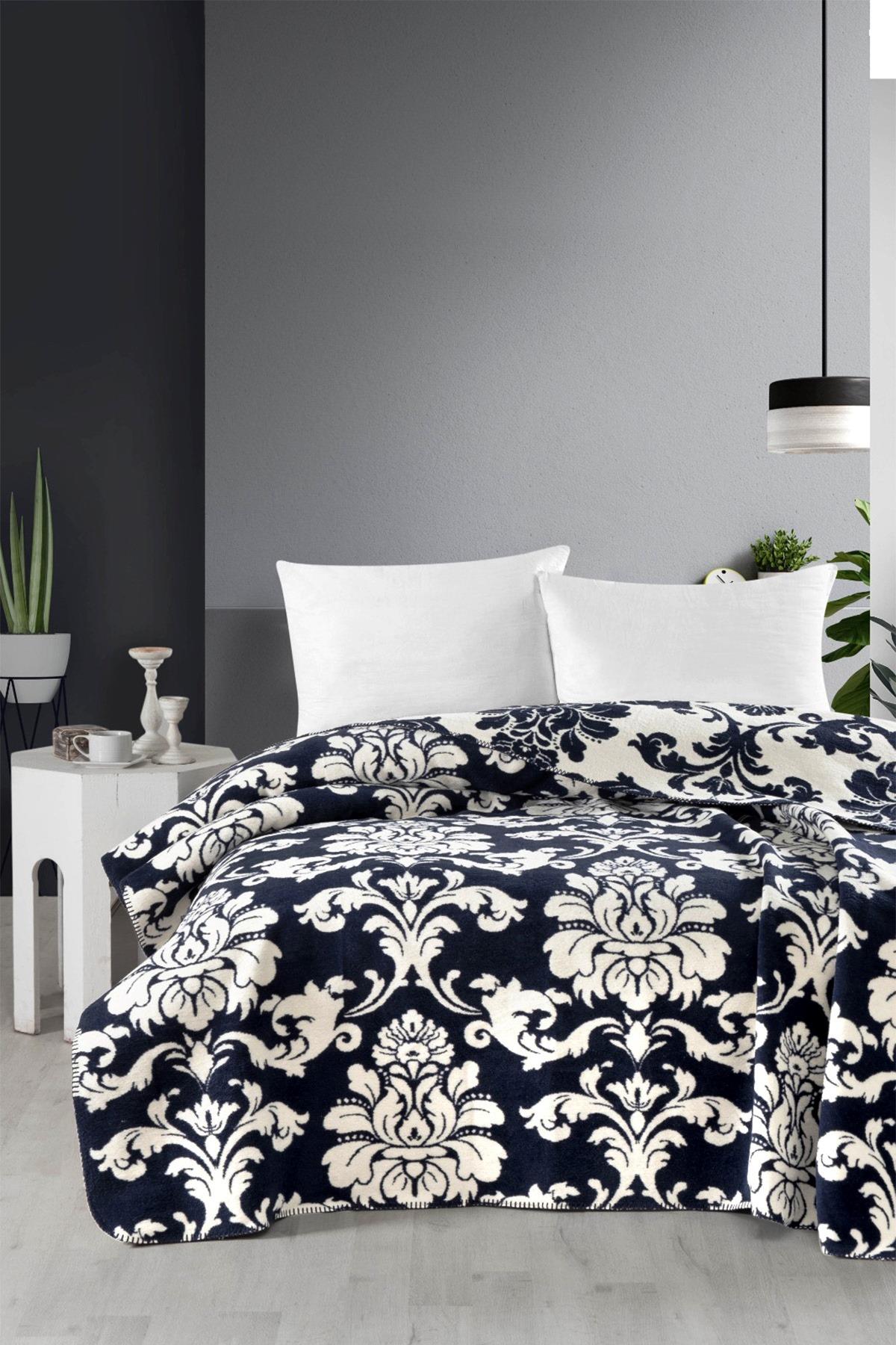 4 Mevsim Pamuklu Battaniye - Yumuşak ve Hafif Konfor Lacivert Krem Damaks 200cm X 220cm