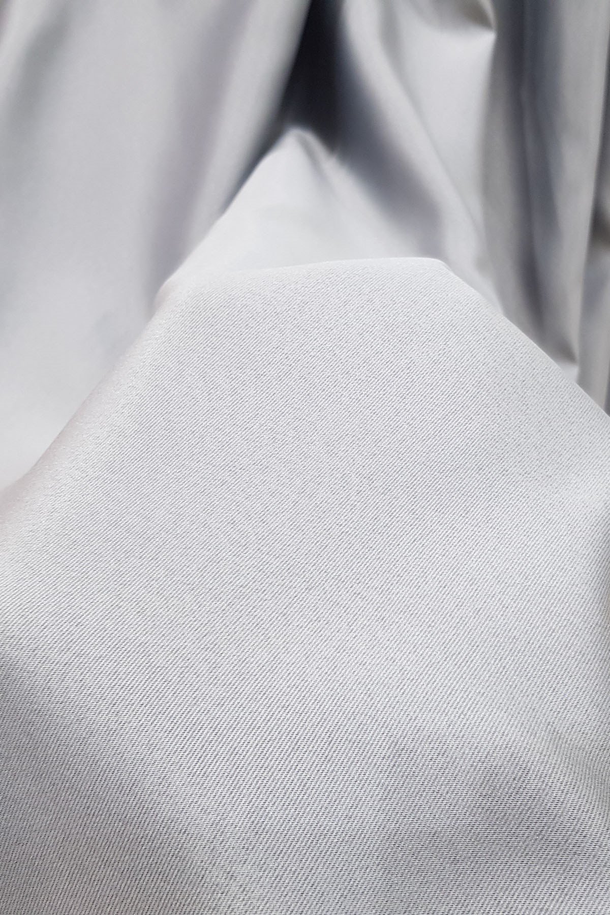 Mat Saten Açık Gri Fon Perde