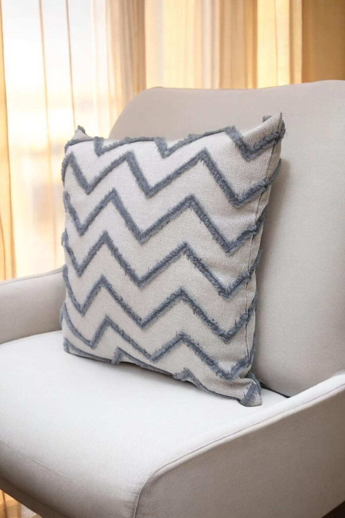 Modern Chevron Zigzag Püsküllü Kırlent Kılıfı Gri Renk - 43x43cm