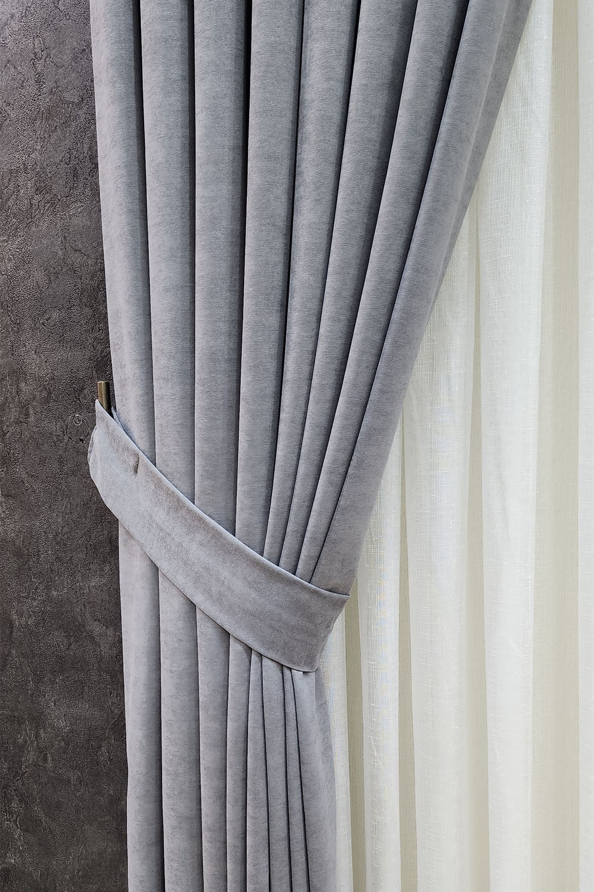 Mosso Fon Perde Düz Renk Açık Gri