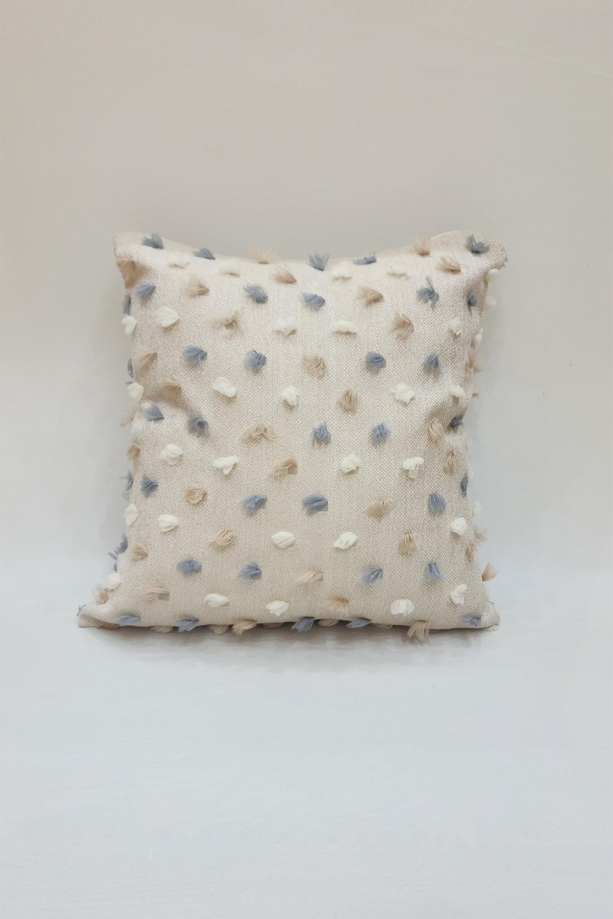 Pastel Püsküllü Kırlent Kılıfı Bej Renk -43x43cm - Modern ve Neşeli Tasarım