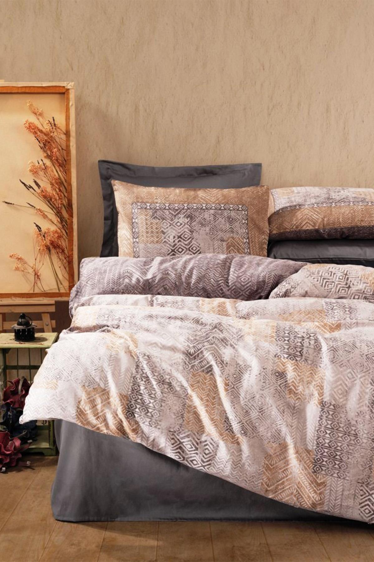 Saten Çift Kişilik Nevresim Takımı Amentes Gri