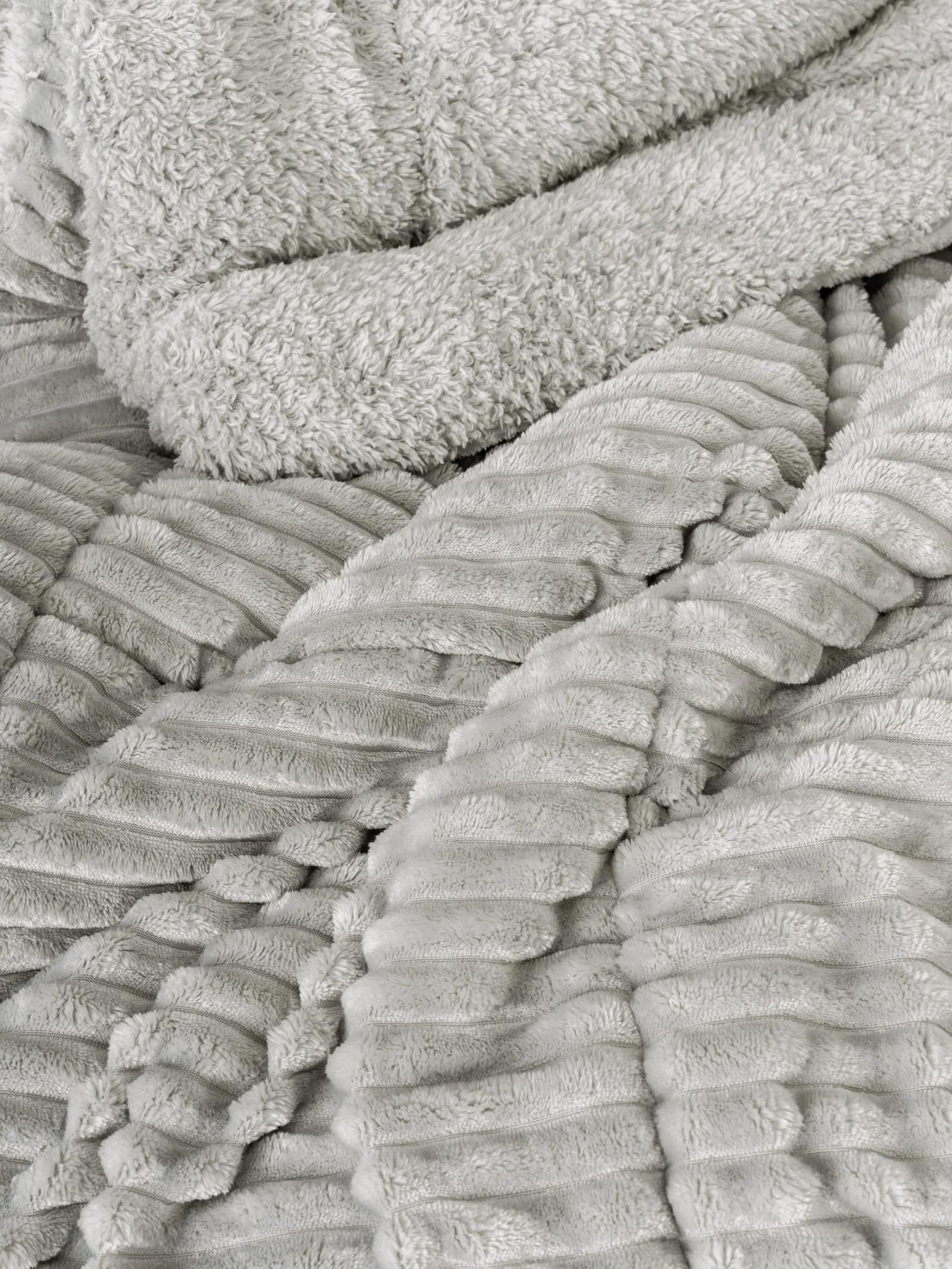 Wave Çift Kişilik Yorgan Gri 195x215 Cm
