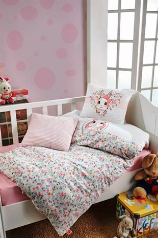 Bebek Nevresim Takımı Bunny Pembe - %100 Pamuk, Ranforce Kumaş, 100x150 cm, 2 Adet Yastık Kılıfı