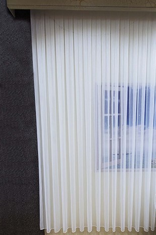 Brillant Sim Çizgili Tül