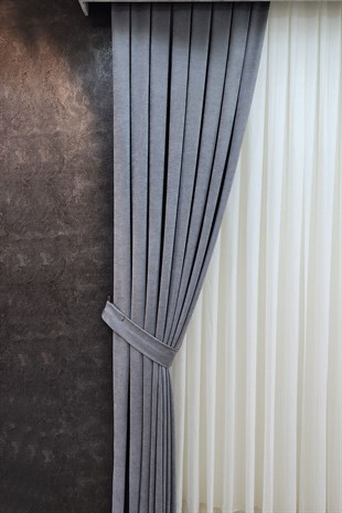 Mosso Fon Perde Düz Renk Açık Gri