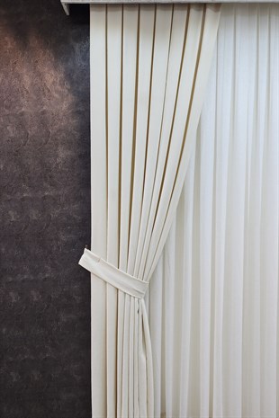 Mosso Fon Perde Düz Renk Krem