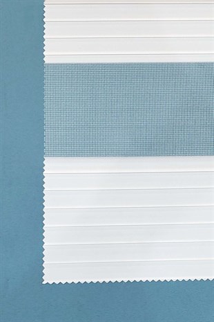 Plise Zebra Perde Beyaz