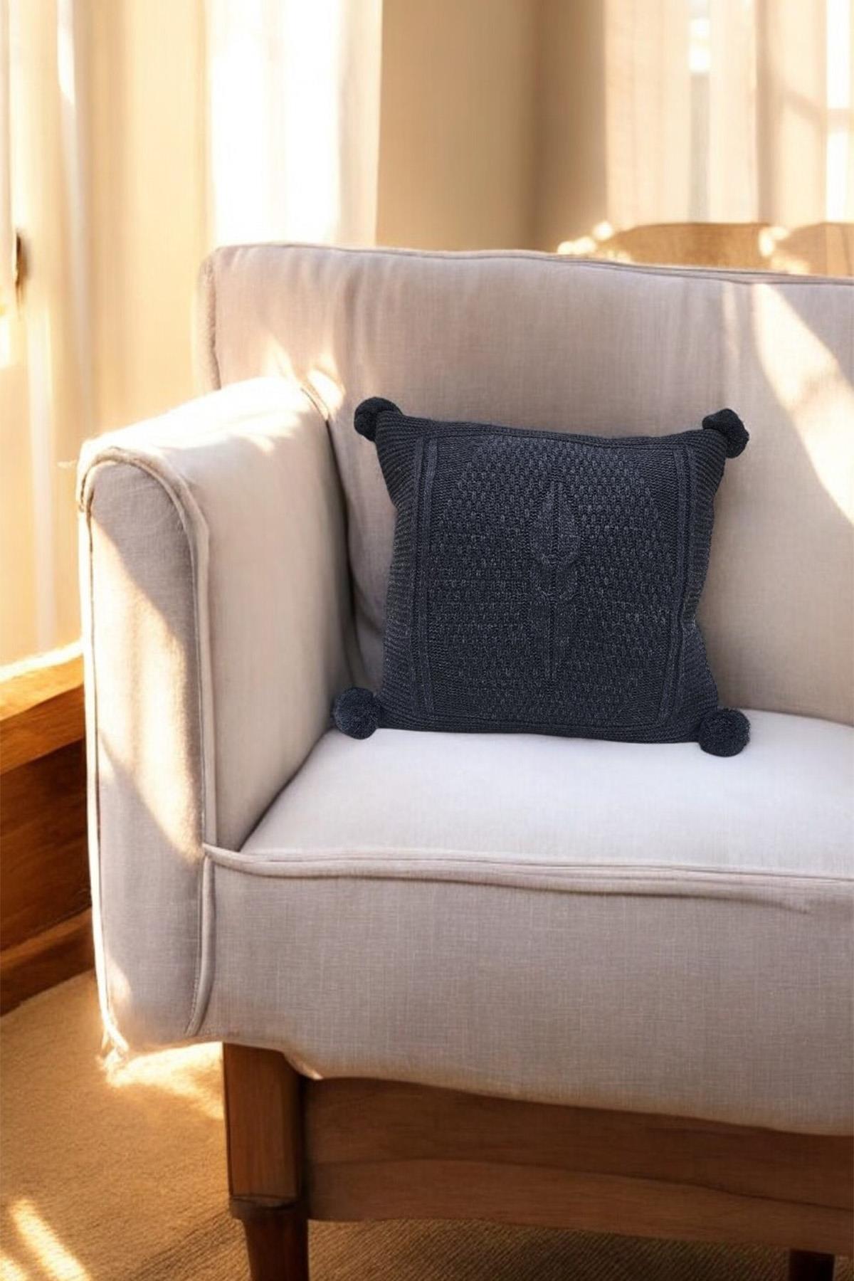 Örgü Desenli Ponponlu Kırlent Kılıfı Antrasit Gri Renk 43x43cm