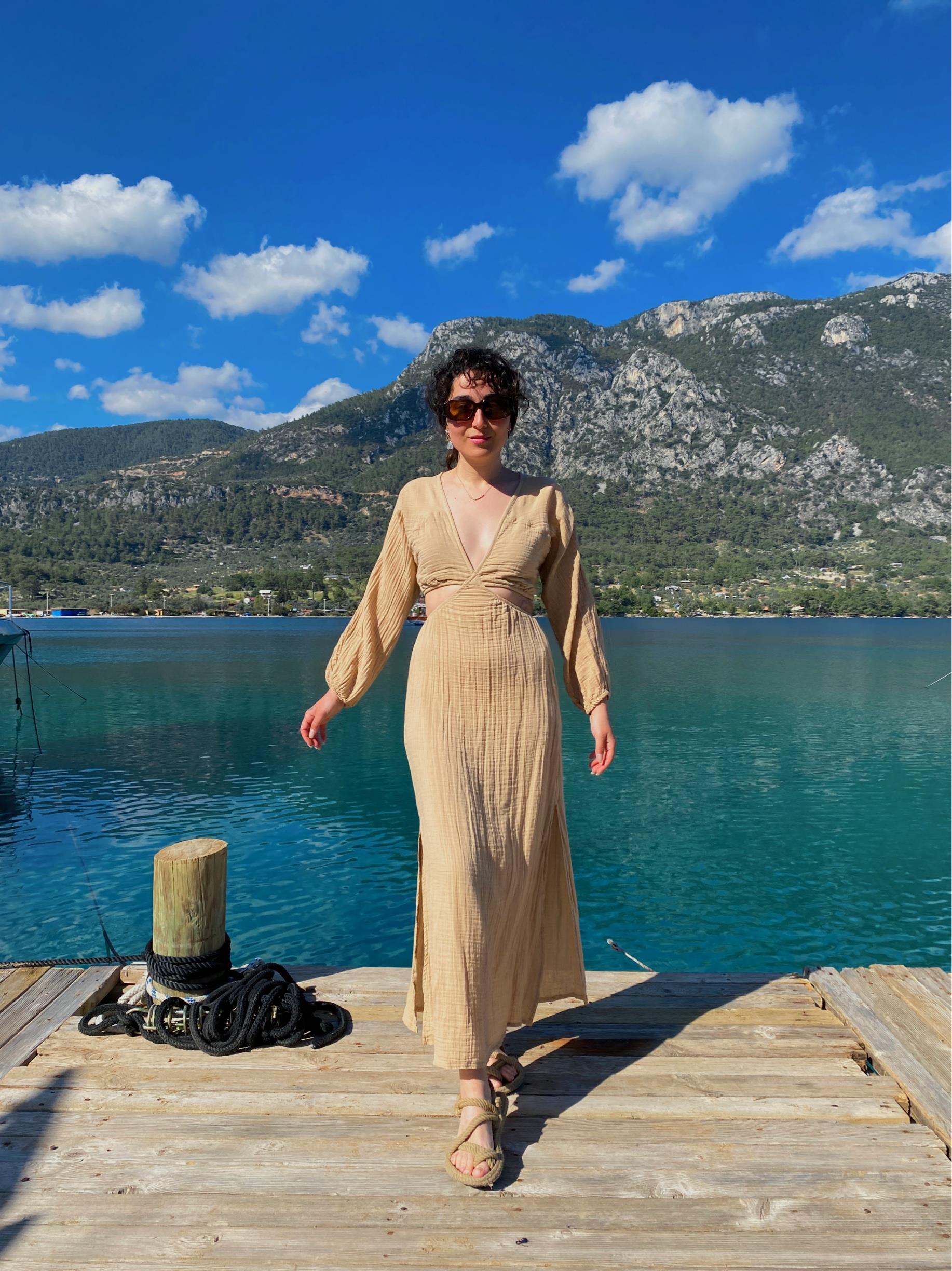 Kuğu Elbise-SAND