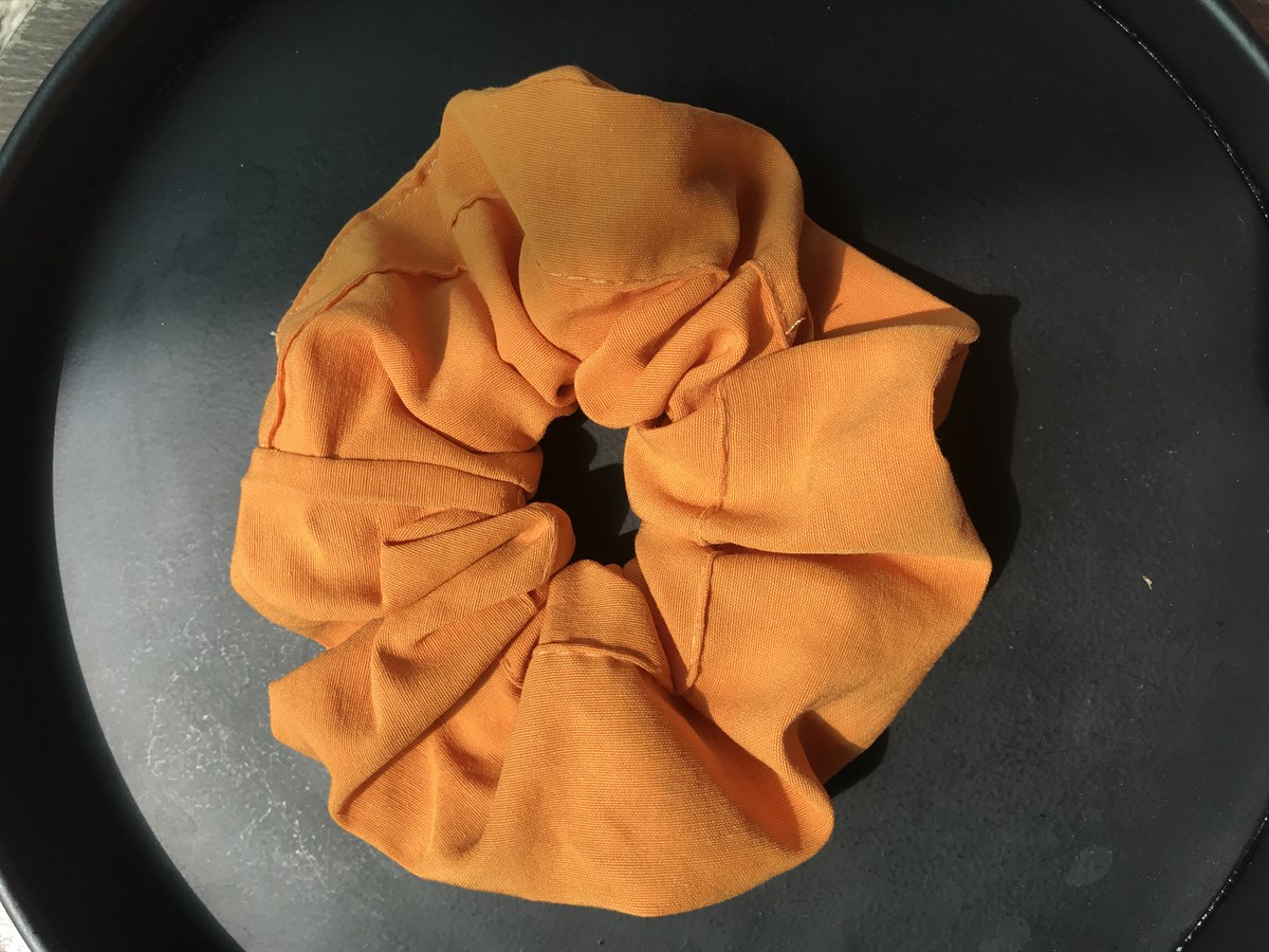 Orta Boy Scrunchie Toka Turuncu