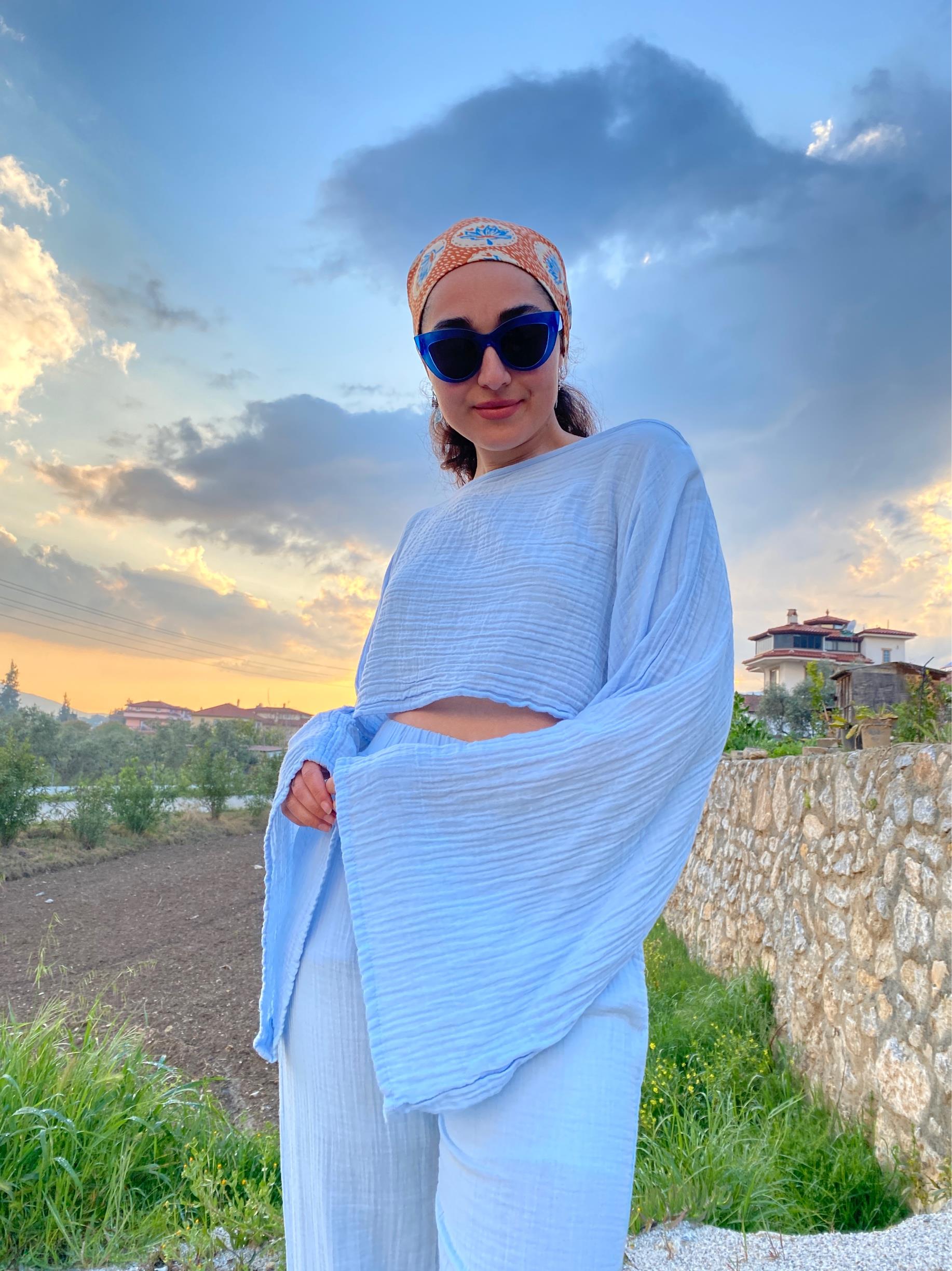 Pendula Crop Bluz-BABY BLUE