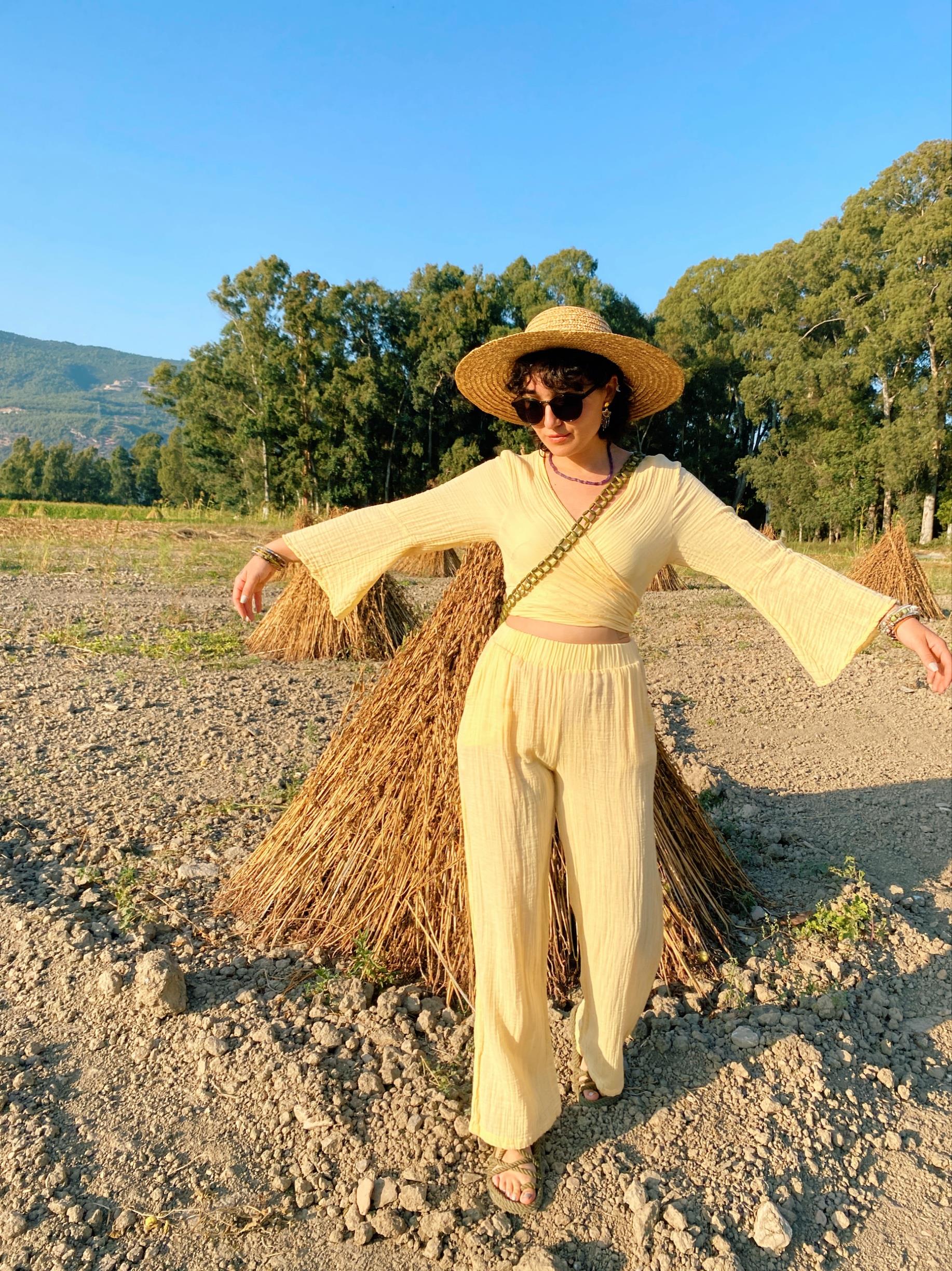 Açelya Crop Bluz-DOUBLE CREAM