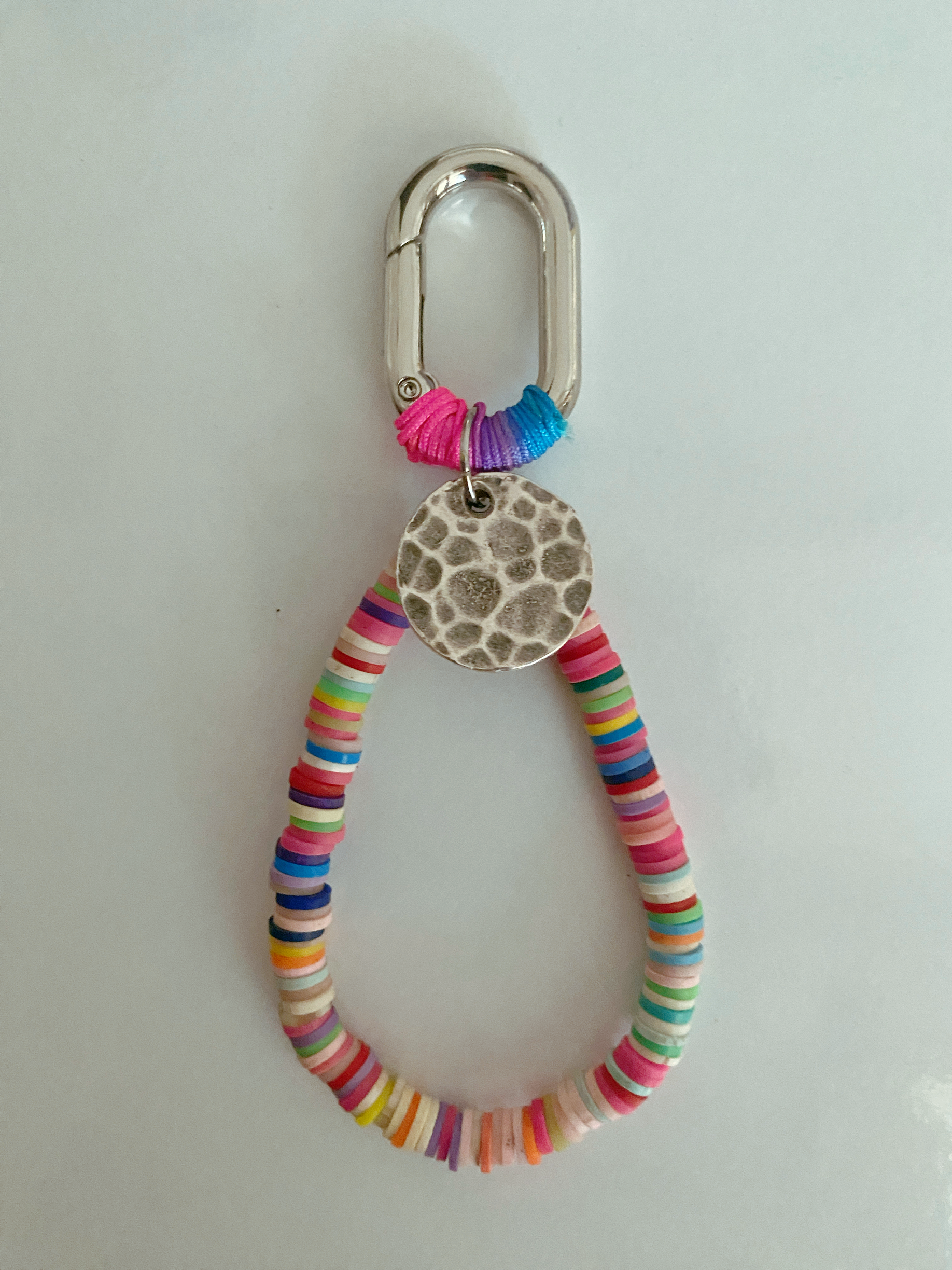 GÜMÜŞ KLİPSLİ ÇOKLU ÇANTA CHARM'I 2