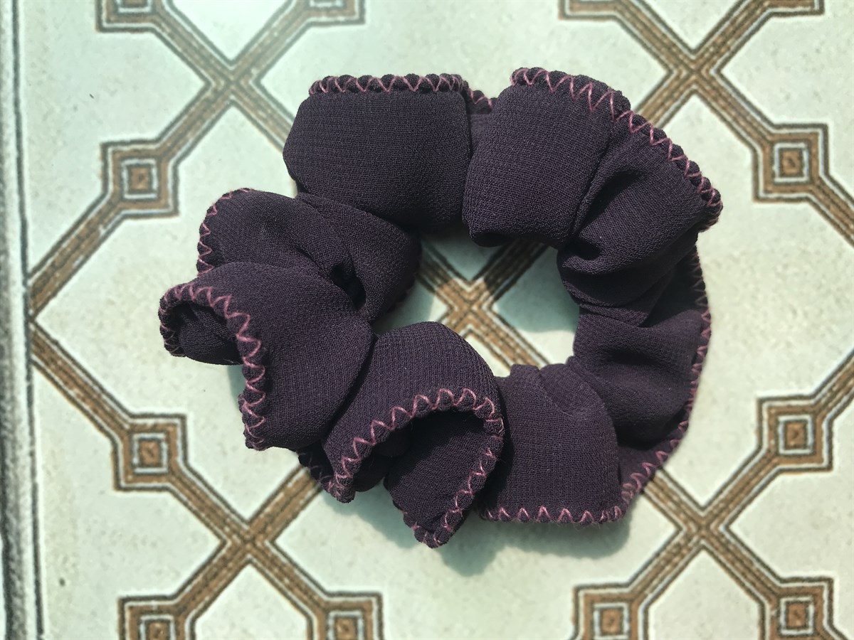 Mor Şifon Küçük Boy Kare Scrunchie Toka 