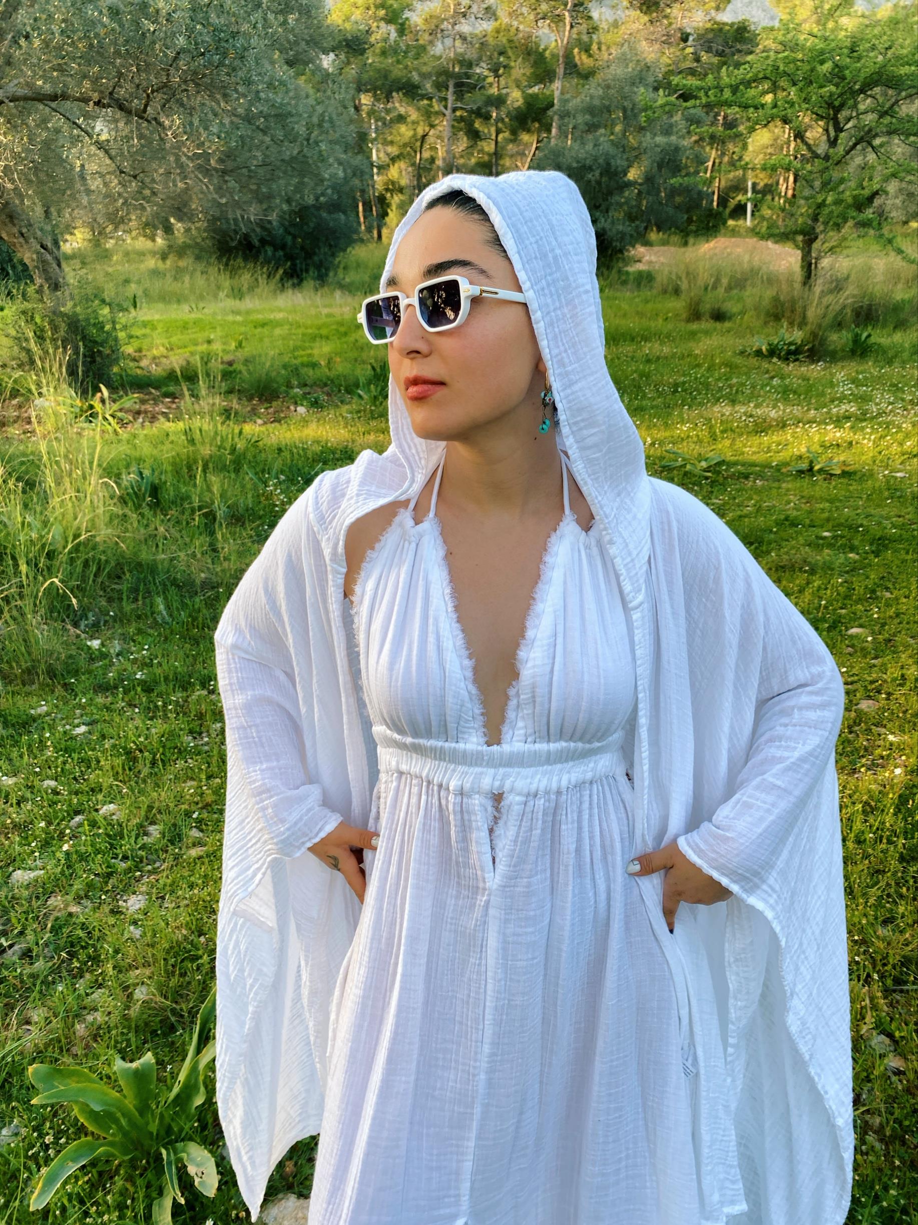 Pelerin Panço-WHİTE