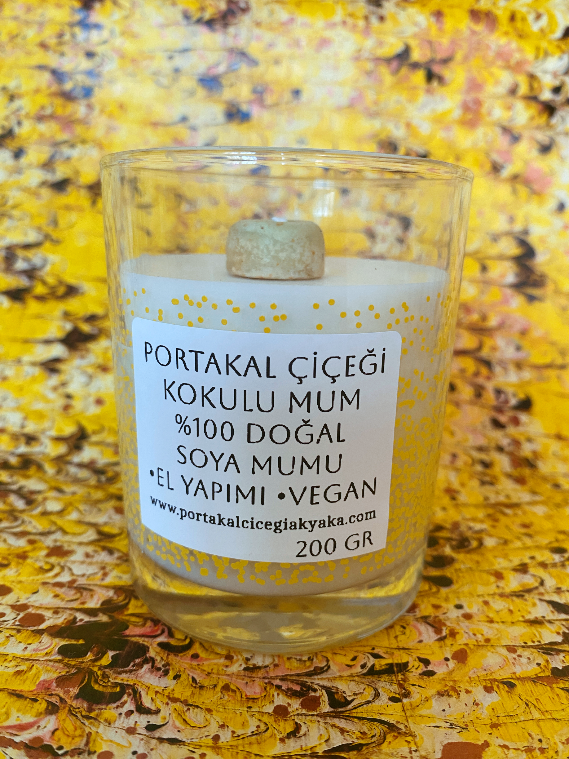 Portakal Çiçeği Kokulu Soya Mum Sarı Puantiyeli