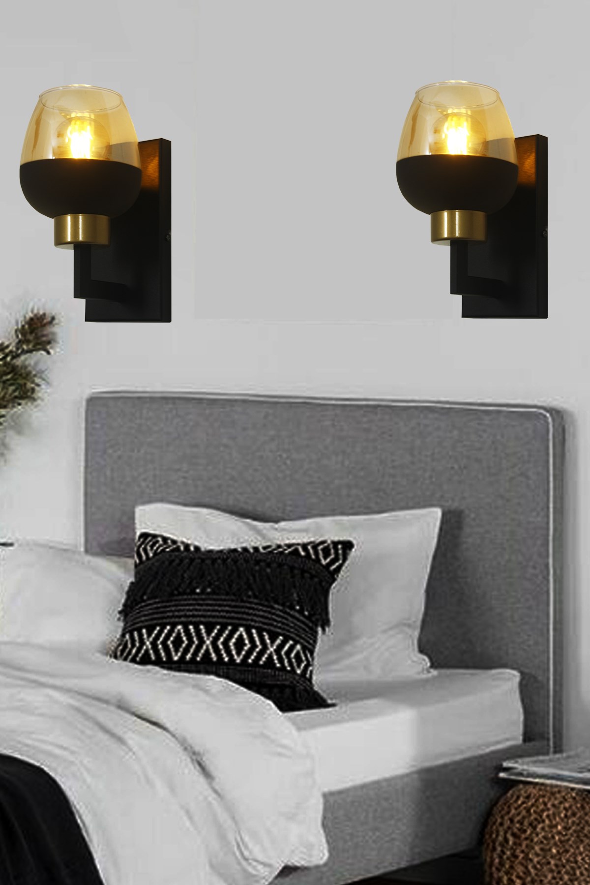 Sadem Tekli Siyah Camlı Aplik