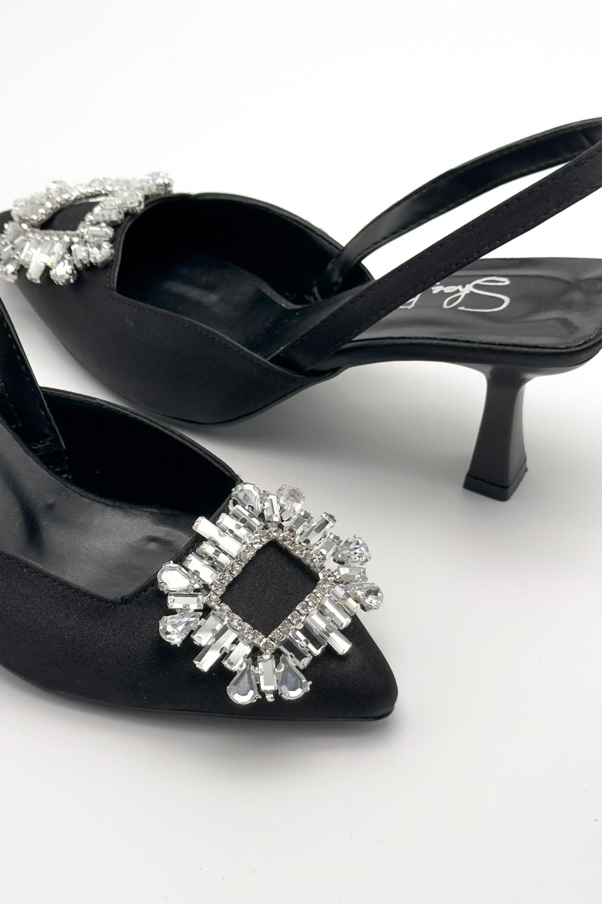 Quiero Siyah Saten Taşlı Açık Stiletto