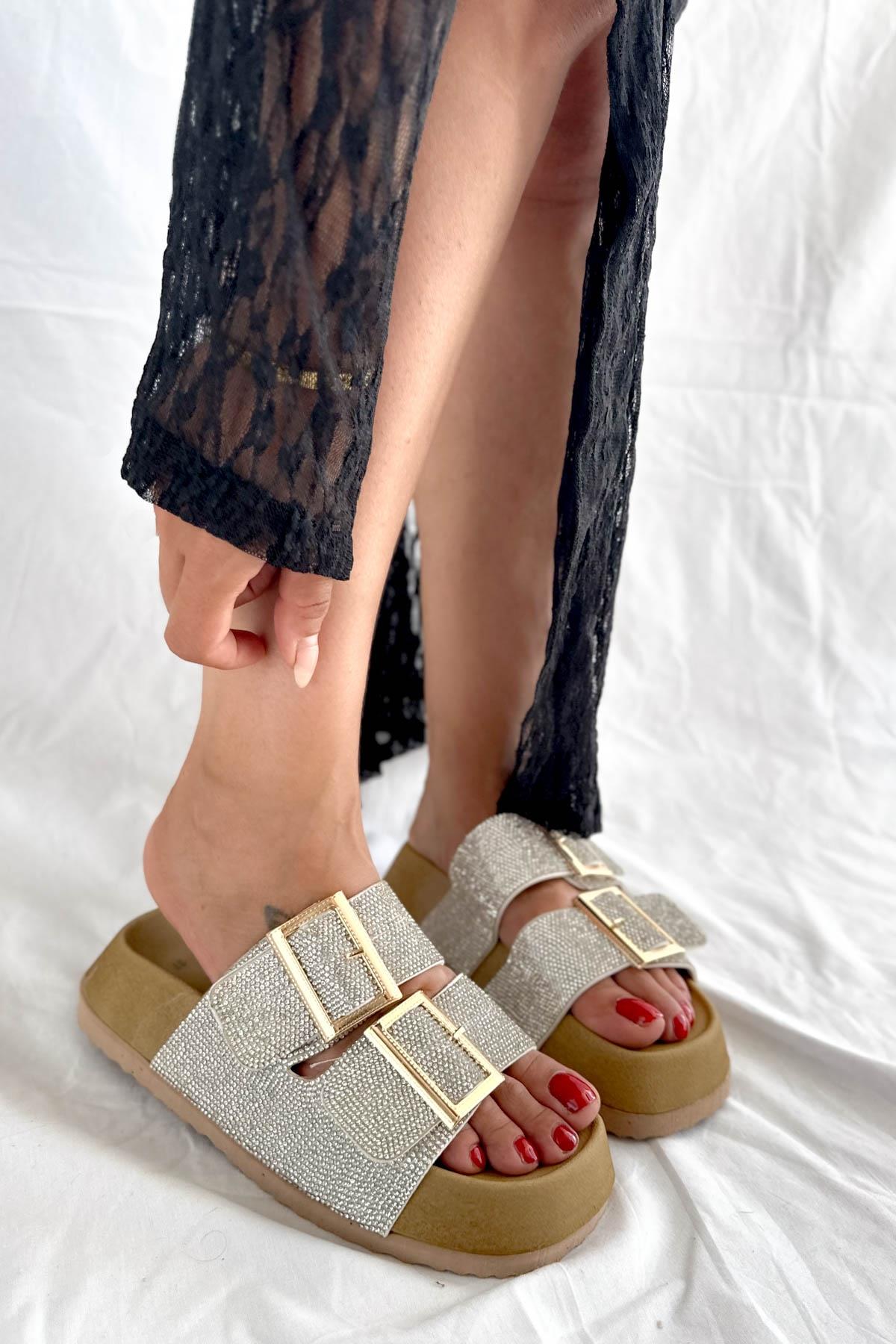 Shiny Gümüş Taşlı Mantar Taban Kadın Terlik