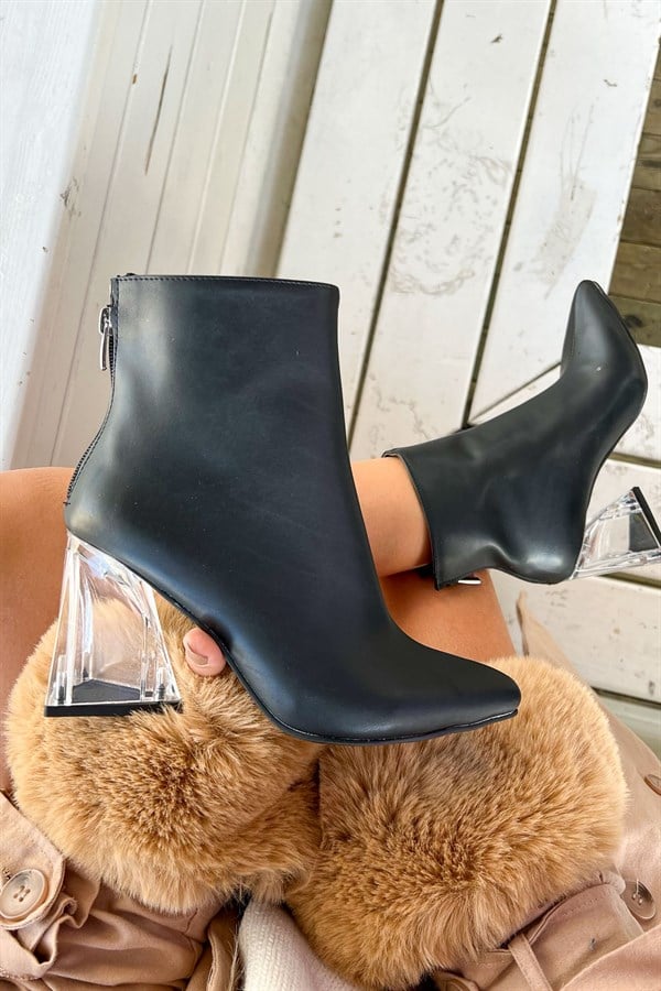 Famous Black Leather Heeled Boots
